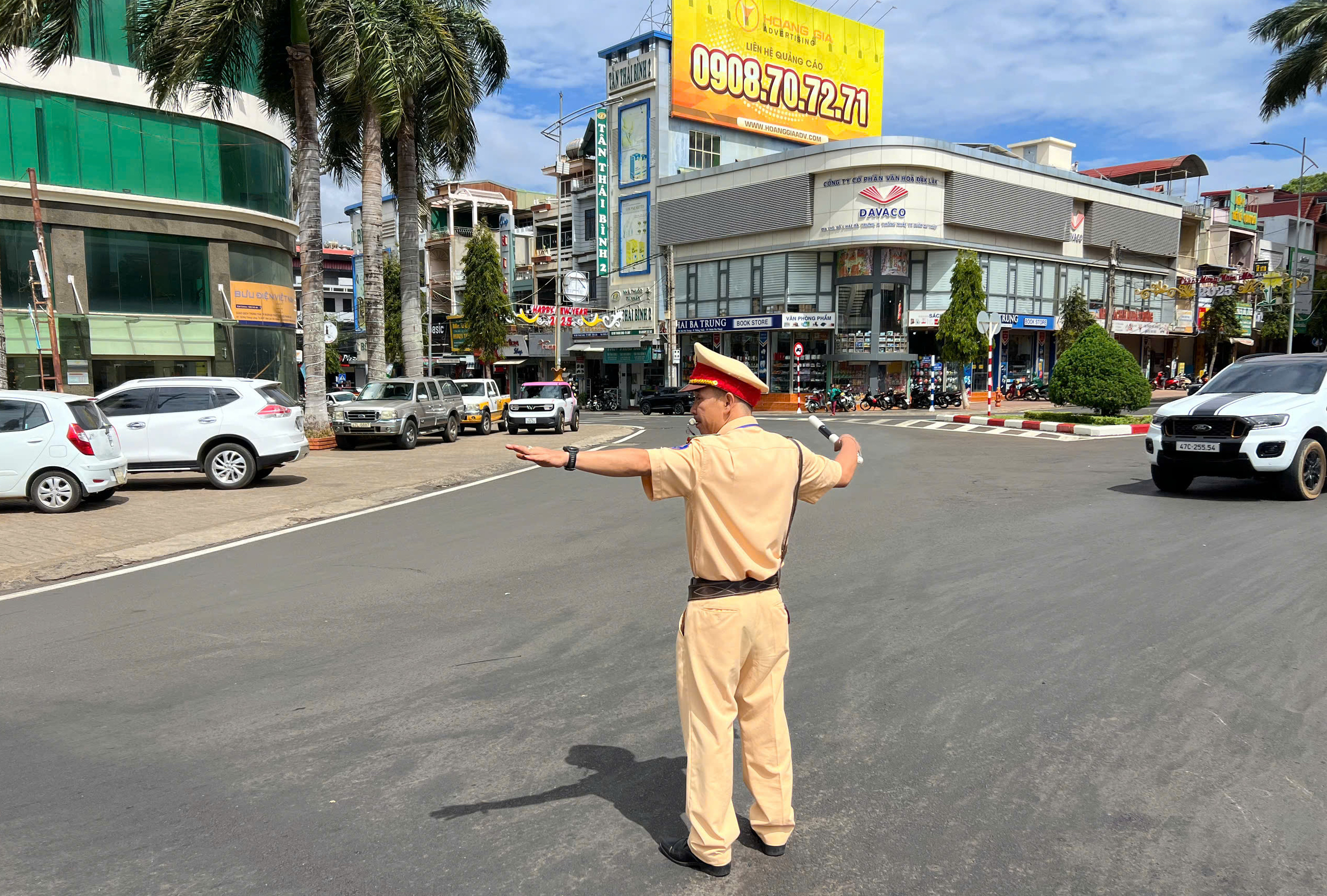 Đắk Lắk: Cấm nhiều tuyến đường phục vụ chương tr&igrave;nh &ldquo;Bản trường ca h&ograve;a b&igrave;nh&rdquo;- Ảnh 1.