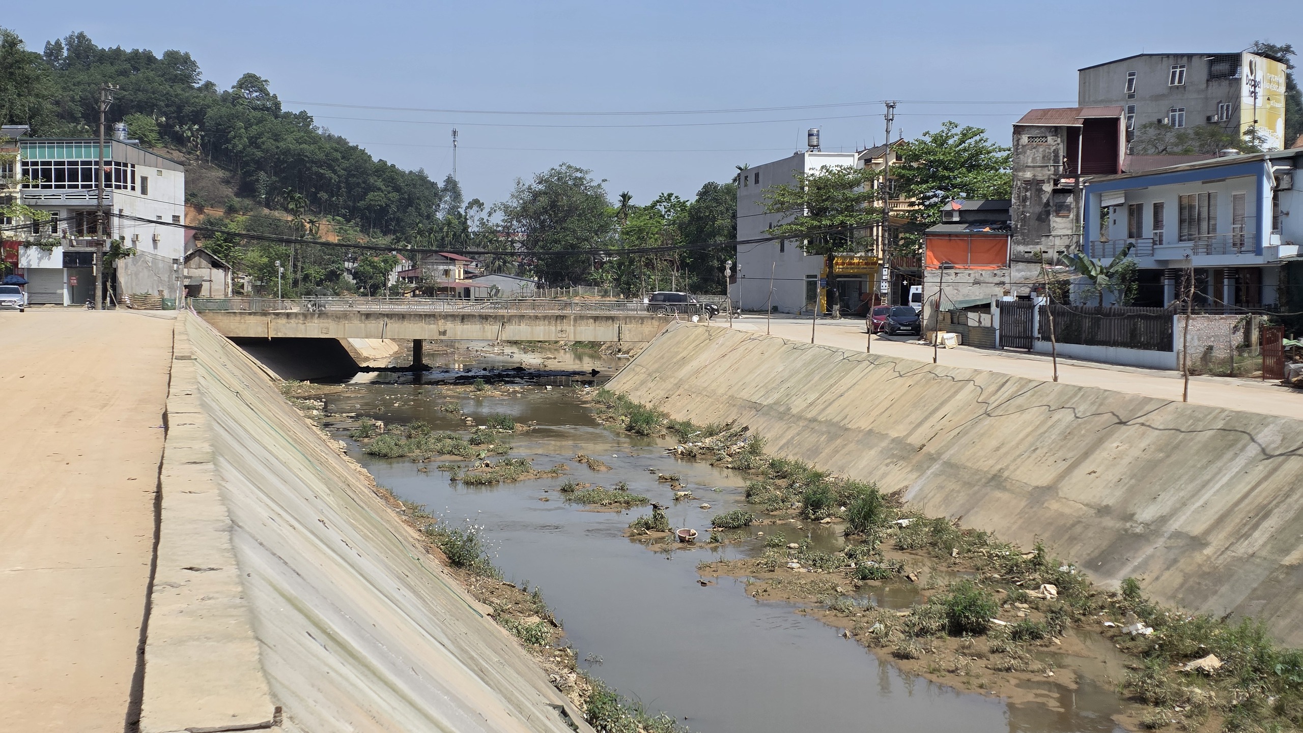 Đẩy nhanh tiến độ k&egrave; chống lũ gần 200 tỷ ở Y&ecirc;n B&aacute;i trước m&ugrave;a mưa- Ảnh 12.