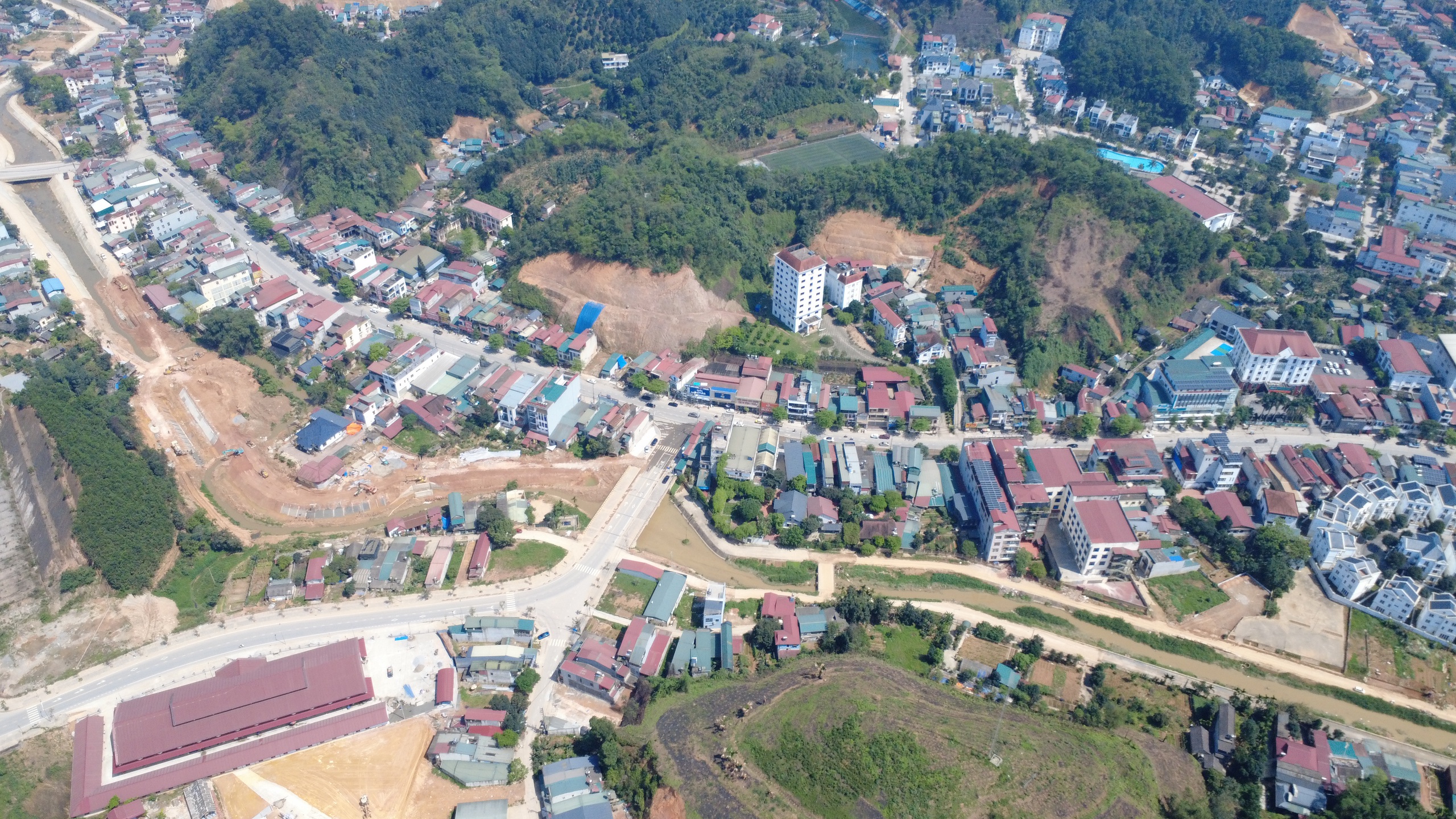 Đẩy nhanh tiến độ k&egrave; chống lũ gần 200 tỷ ở Y&ecirc;n B&aacute;i trước m&ugrave;a mưa- Ảnh 14.