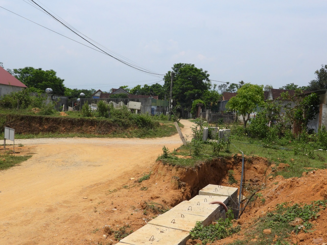 V&igrave; sao dự &aacute;n gần 800 tỷ ở H&agrave; Tĩnh chưa giải ph&oacute;ng xong mặt bằng?- Ảnh 1.