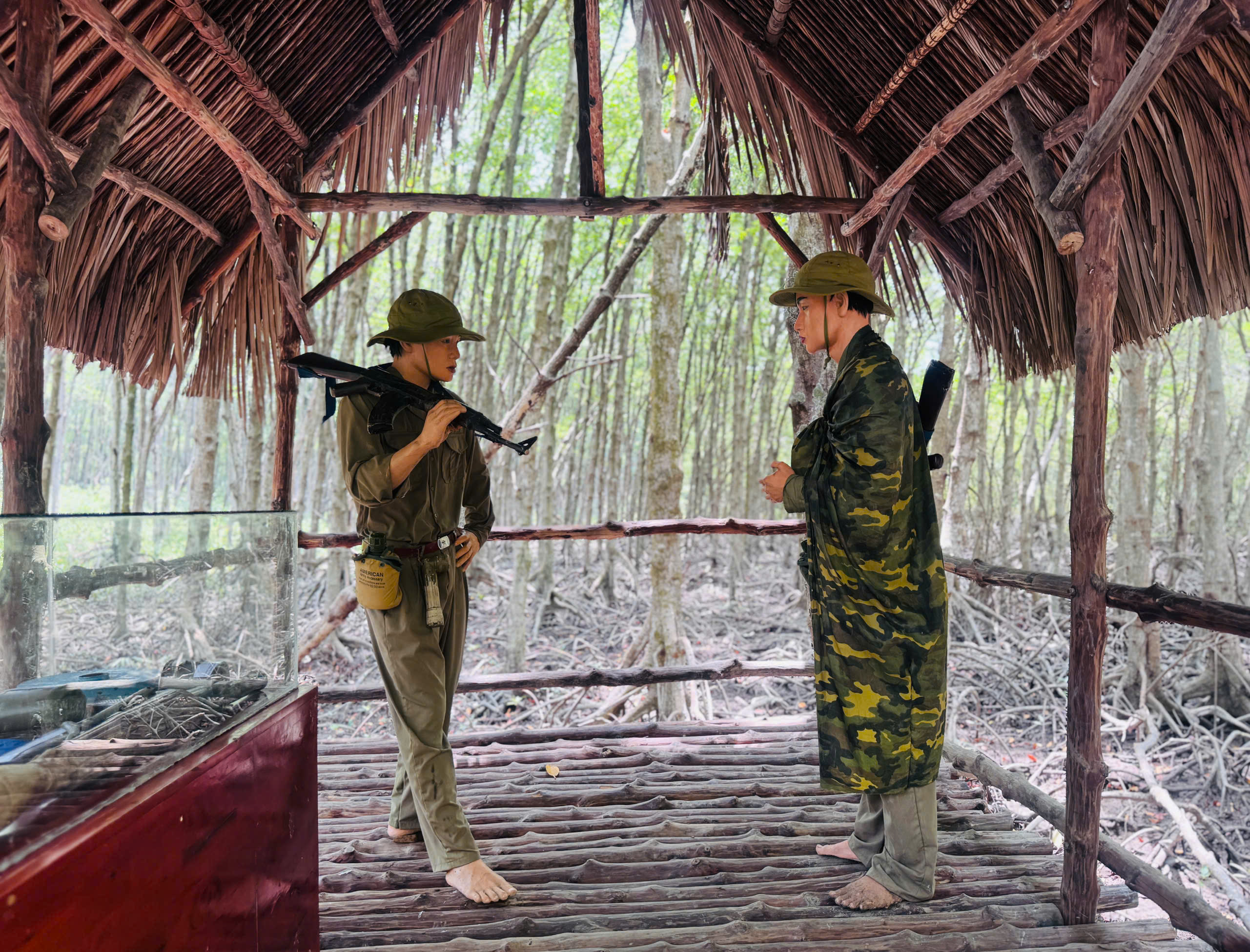 Thăm căn cứ Rừng Sác - chiến khu huyền thoại giữa vùng nước ngập mặn- Ảnh 7. Thăm căn cứ Rừng Sác - chiến khu huyền thoại giữa vùng nước ngập mặn- Ảnh 7.