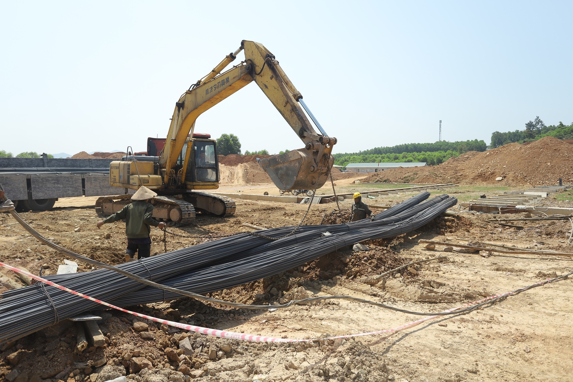 Đại thủy nông Kẻ Gỗ được nâng cấp, sửa chữa thế nào?- Ảnh 9. Đại thủy nông Kẻ Gỗ được nâng cấp, sửa chữa thế nào?- Ảnh 9.