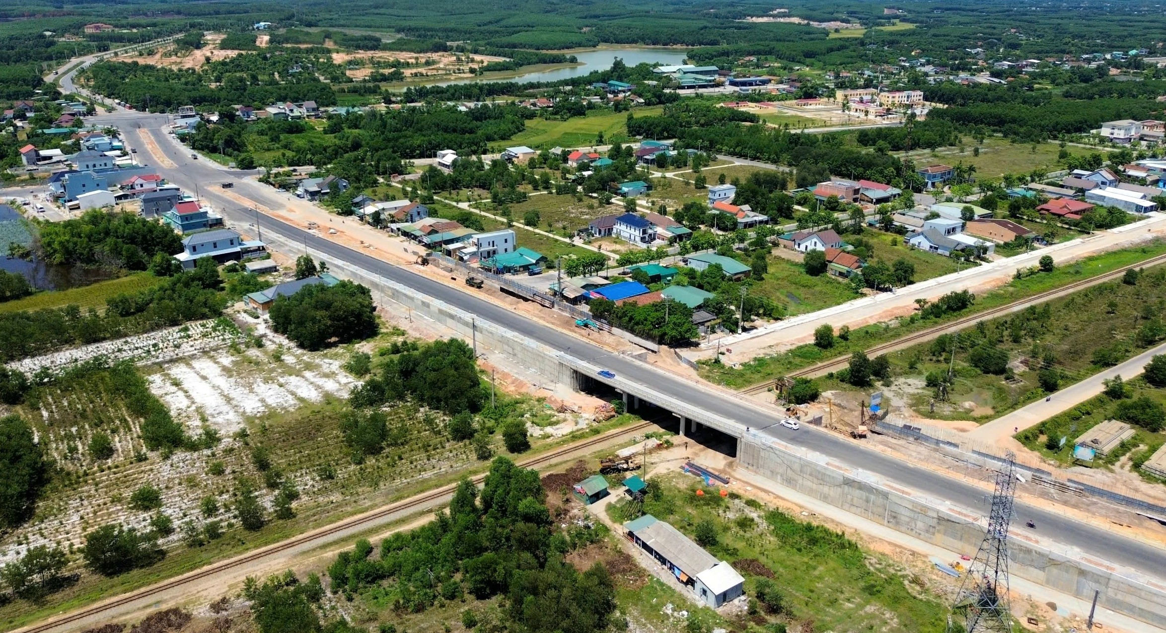 Chạy nước r&uacute;t ho&agrave;n th&agrave;nh đường cứu hộ cứu nạn ở Huế sau 13 năm thi c&ocirc;ng- Ảnh 10.