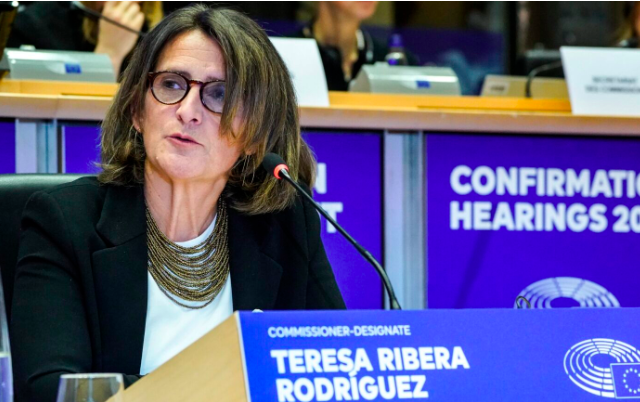 Google và X nguy cơ bị châu Âu trừng phạt- Ảnh 2. Google và X nguy cơ bị châu Âu trừng phạt- Ảnh 2.