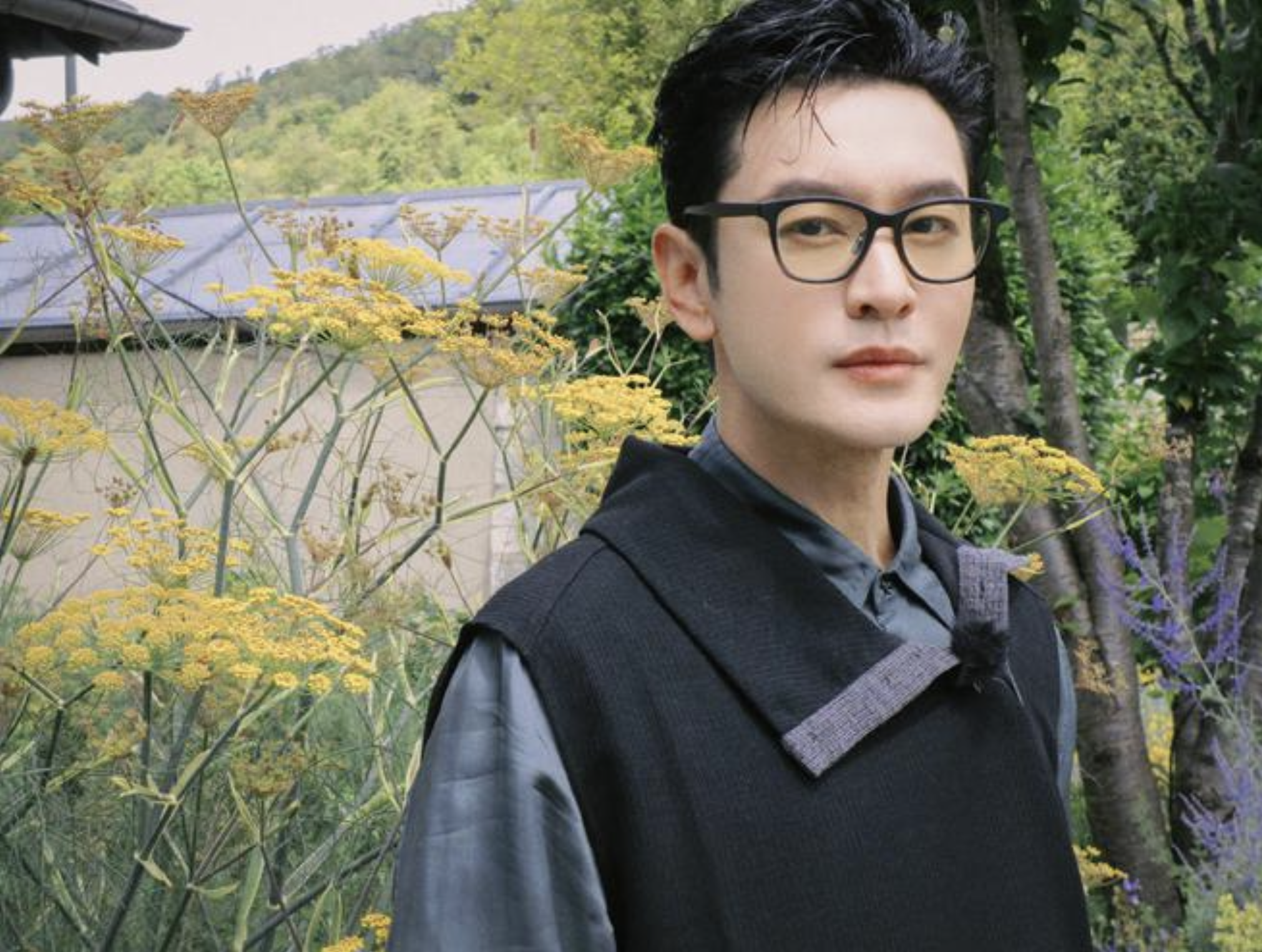 Triệu Lệ Dĩnh bắt tay Huỳnh Hiểu Minh, "Người x&acirc;y dựng th&agrave;nh phố" c&oacute; g&igrave; đ&aacute;ng chờ đợi?- Ảnh 2.