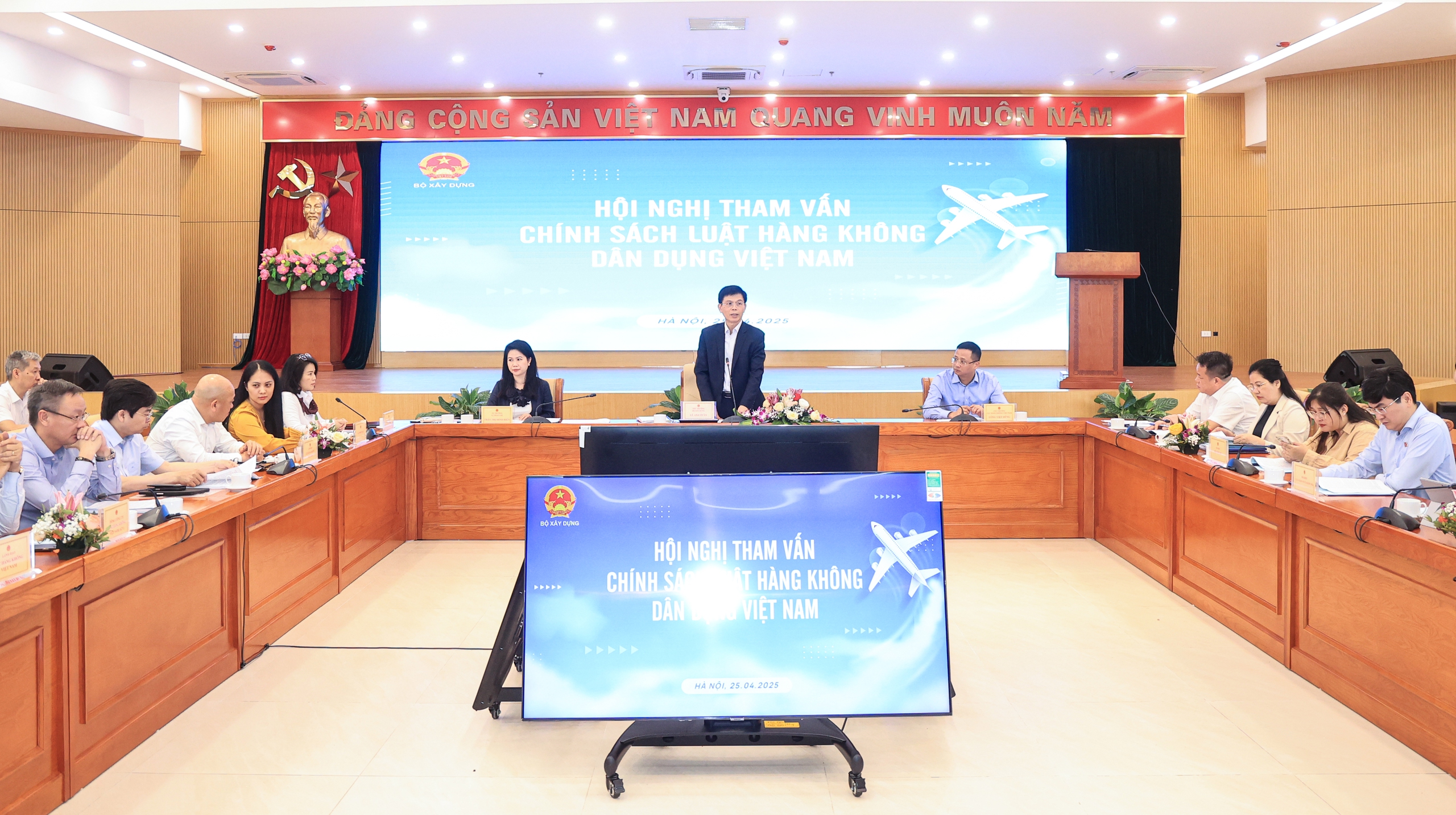 Tham vấn 5 ch&iacute;nh s&aacute;ch lớn sửa Luật H&agrave;ng kh&ocirc;ng d&acirc;n dụng Việt Nam- Ảnh 2.