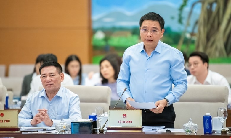 Tr&igrave;nh 1 luật sửa 7 luật, th&aacute;o gỡ nhiều quy định, đẩy tiến độ c&aacute;c dự &aacute;n trọng điểm- Ảnh 1.