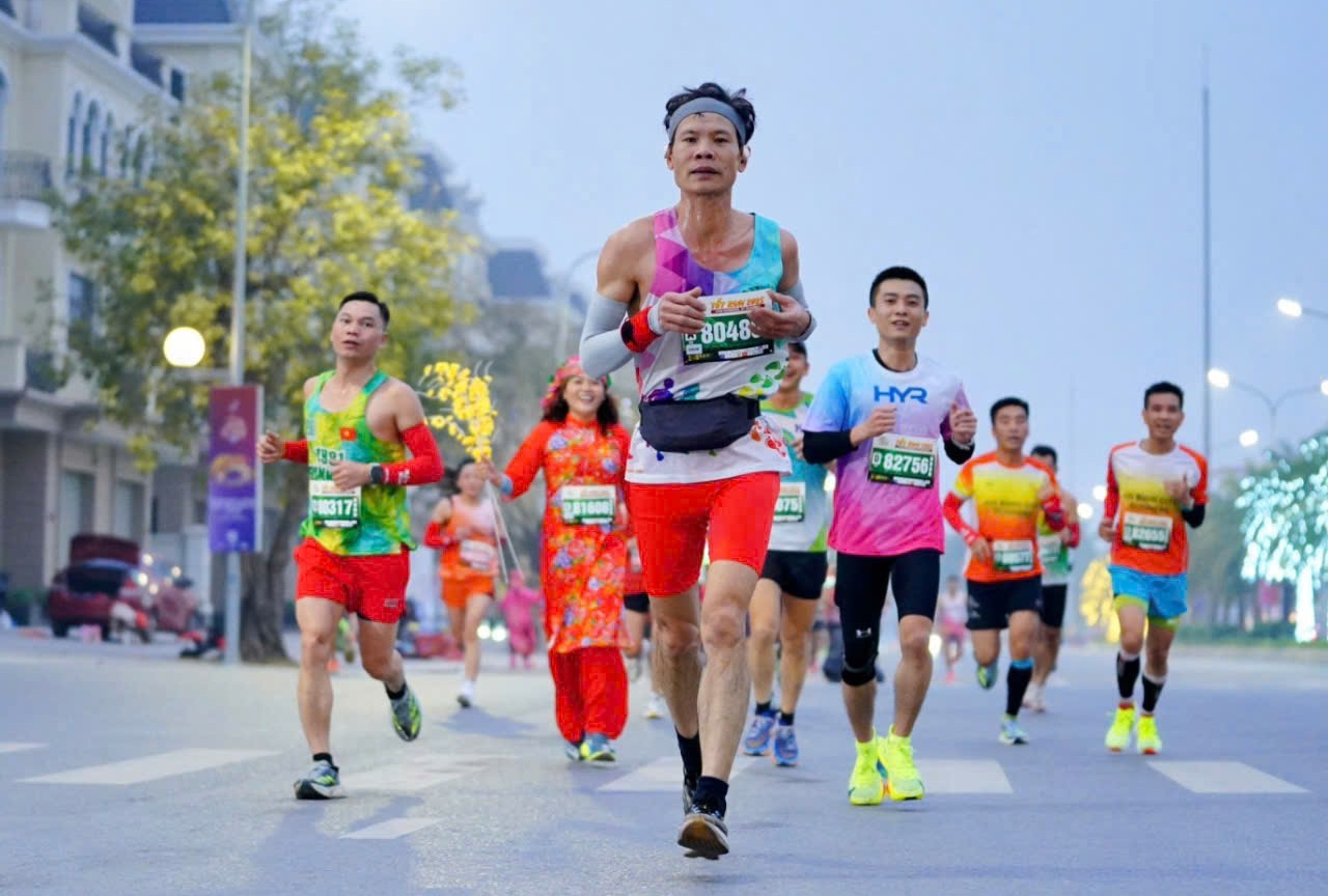 D&acirc;n nghiệp dư chơi pickleball, tennis, chạy bộ dễ bị đột quỵ do đ&acirc;u?- Ảnh 1.