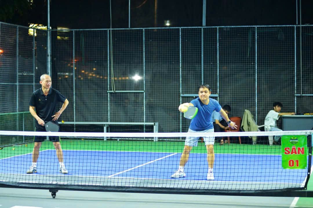 D&acirc;n nghiệp dư chơi pickleball, tennis, chạy bộ dễ bị đột quỵ do đ&acirc;u?- Ảnh 2.