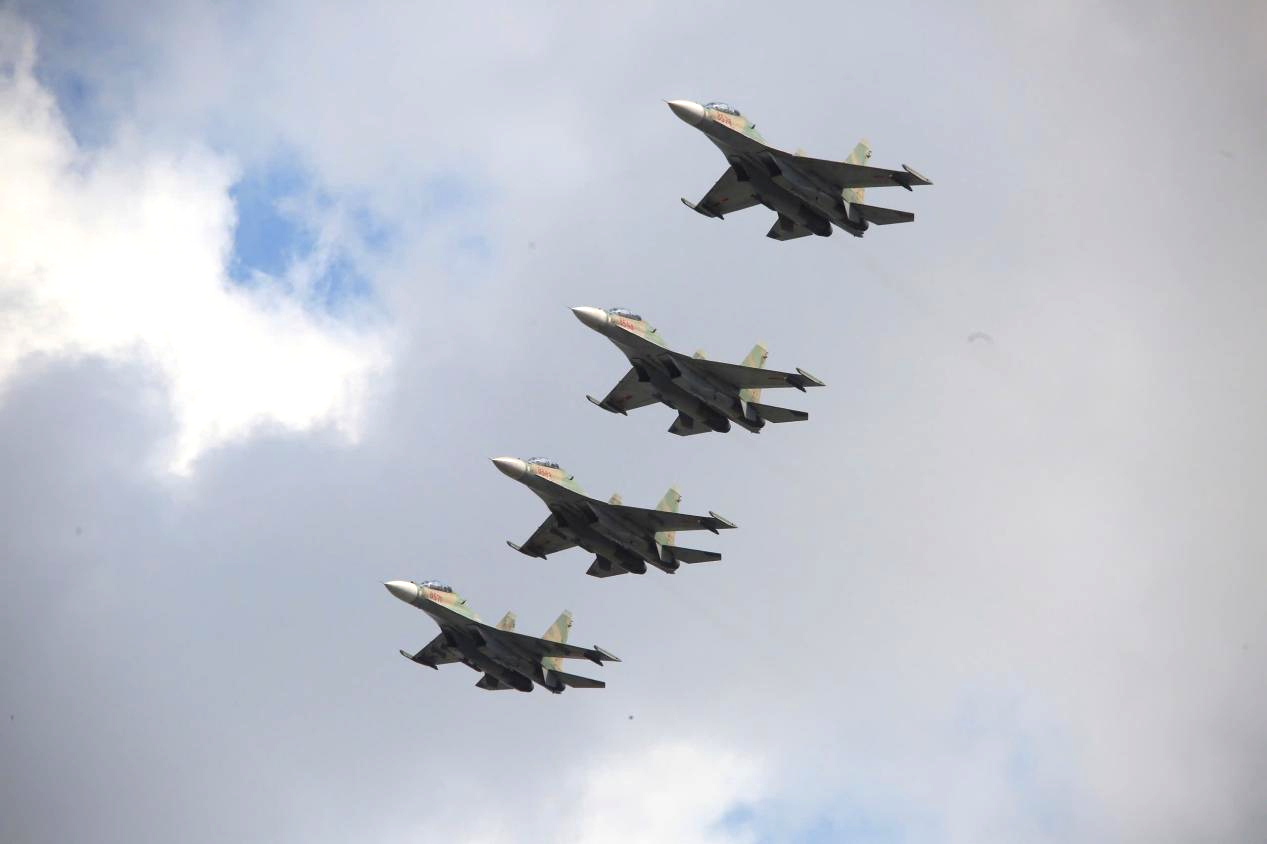 z6539819809598_83230a71cd3a18037bd3a0f5b08061be