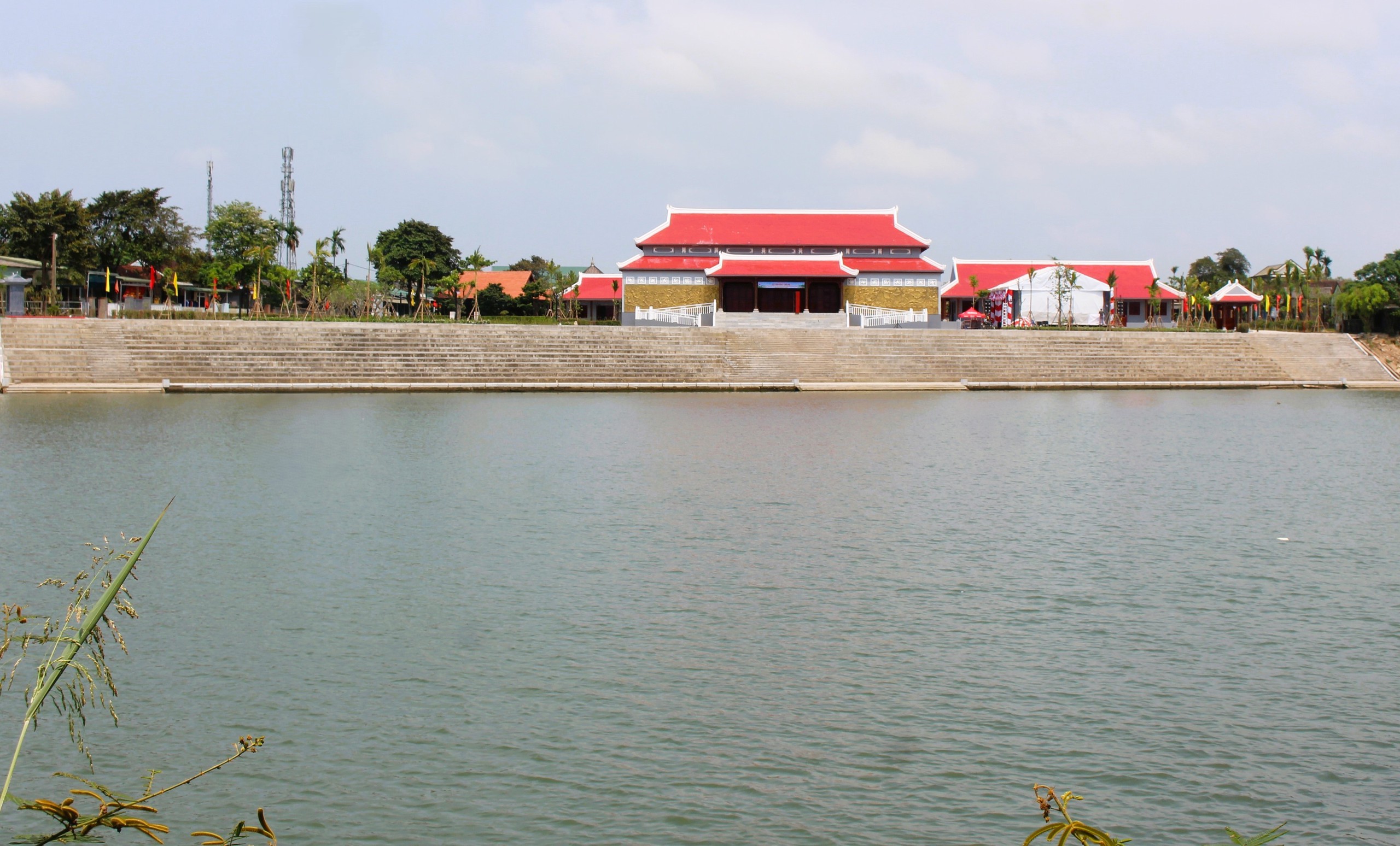 Ngắm c&ocirc;ng tr&igrave;nh t&ocirc;n tạo Khu lưu niệm Tổng B&iacute; thư L&ecirc; Duẩn kh&aacute;nh th&agrave;nh v&agrave;o dịp lễ 30/4- Ảnh 1.
