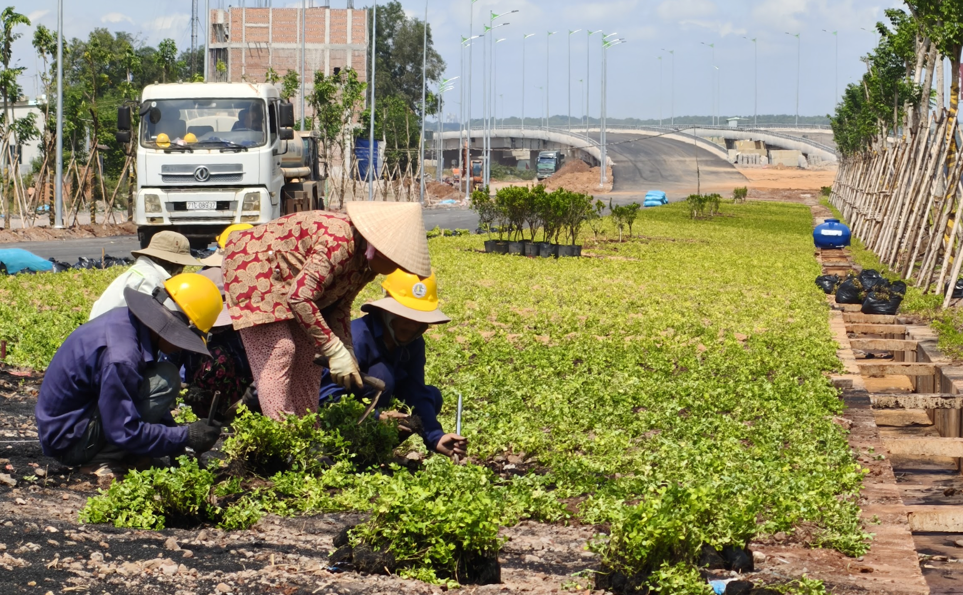 Đường cất hạ cánh sân bay Long Thành trước ngày về đích- Ảnh 9. Đường cất hạ cánh sân bay Long Thành trước ngày về đích- Ảnh 9.