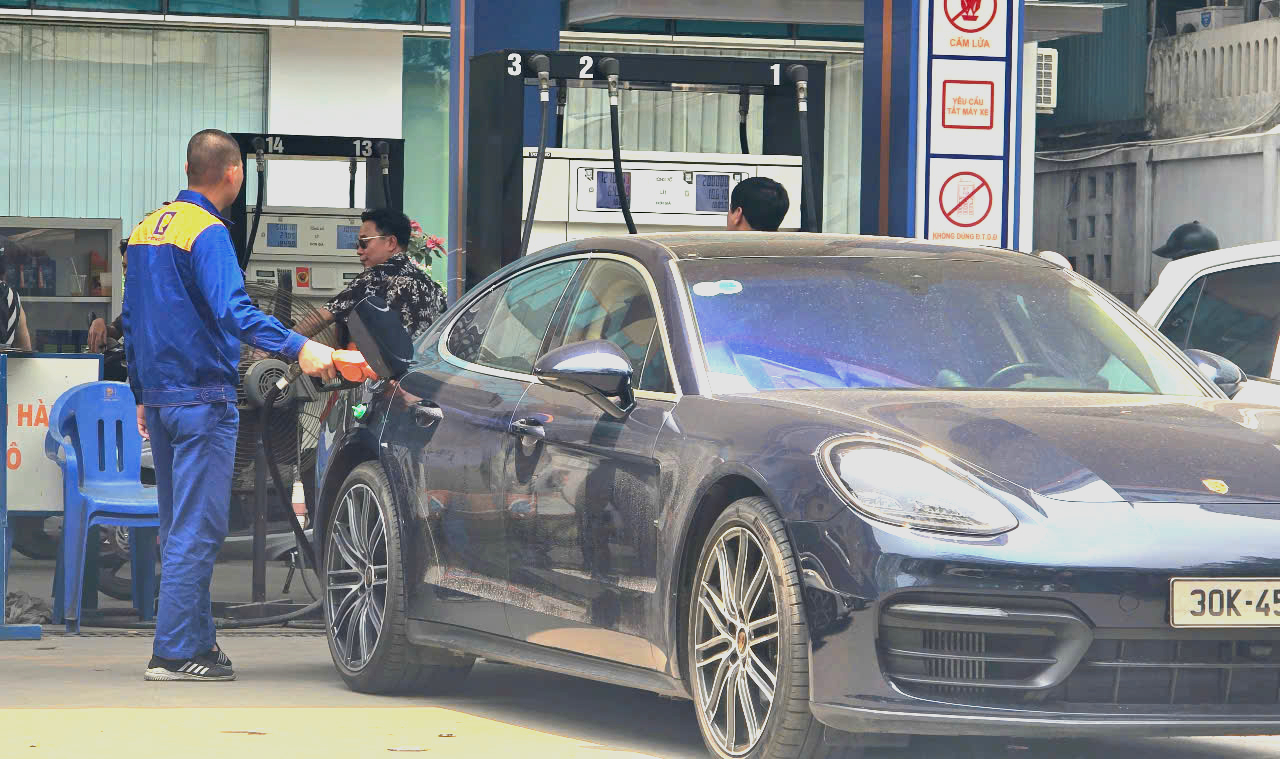 Trả gi&aacute; xăng dầu về thị trường, Bộ C&ocirc;ng thương sẽ kh&ocirc;ng c&ograve;n c&ocirc;ng bố gi&aacute;- Ảnh 1.