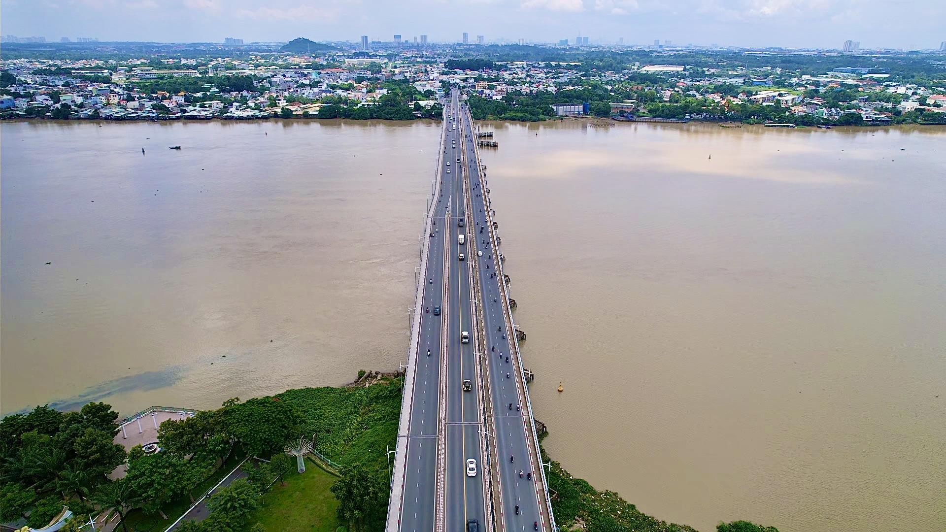 Sáp nhập Bình Phước với Đồng Nai, cán bộ đi lại thế nào?- Ảnh 3. Sáp nhập Bình Phước với Đồng Nai, cán bộ đi lại thế nào?- Ảnh 3.