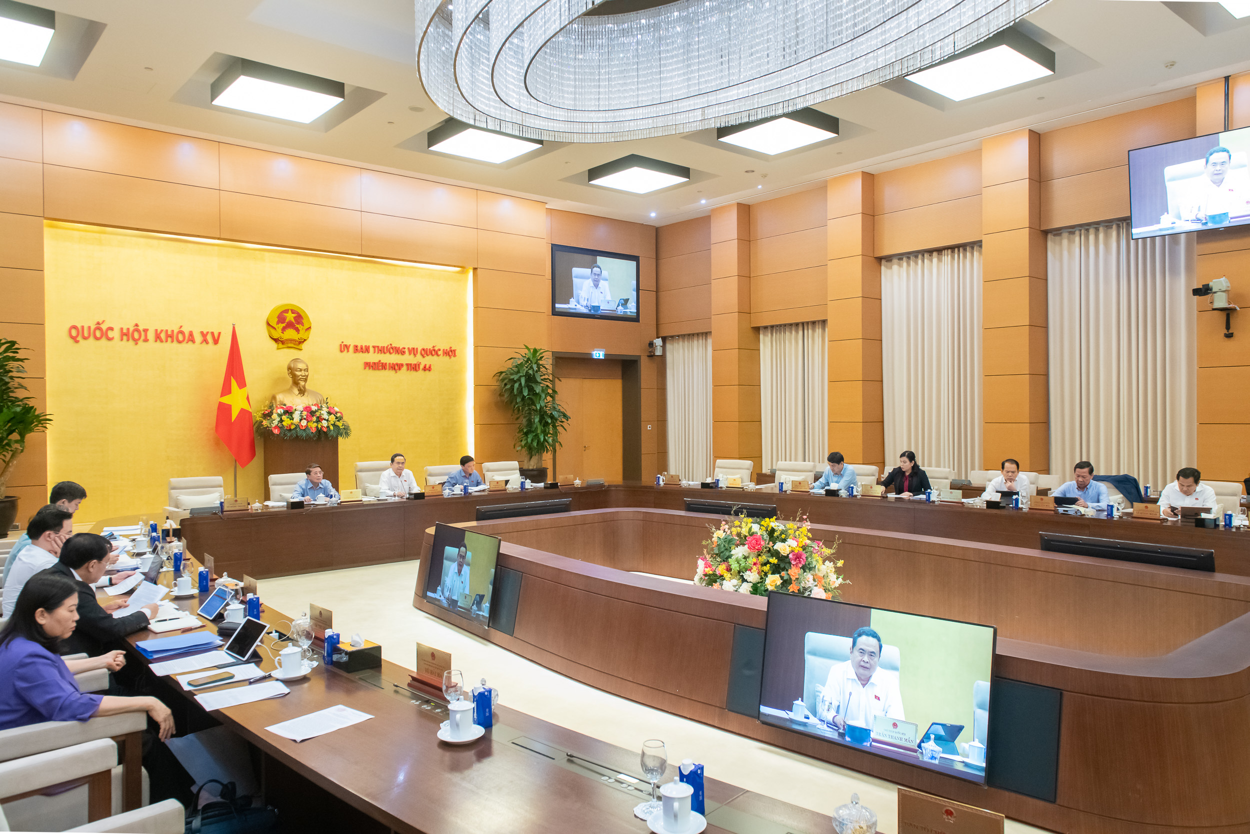 Quốc hội sẽ quyết định những vấn đề lịch sử tại kỳ họp d&agrave;i nhất kh&oacute;a XV- Ảnh 2.