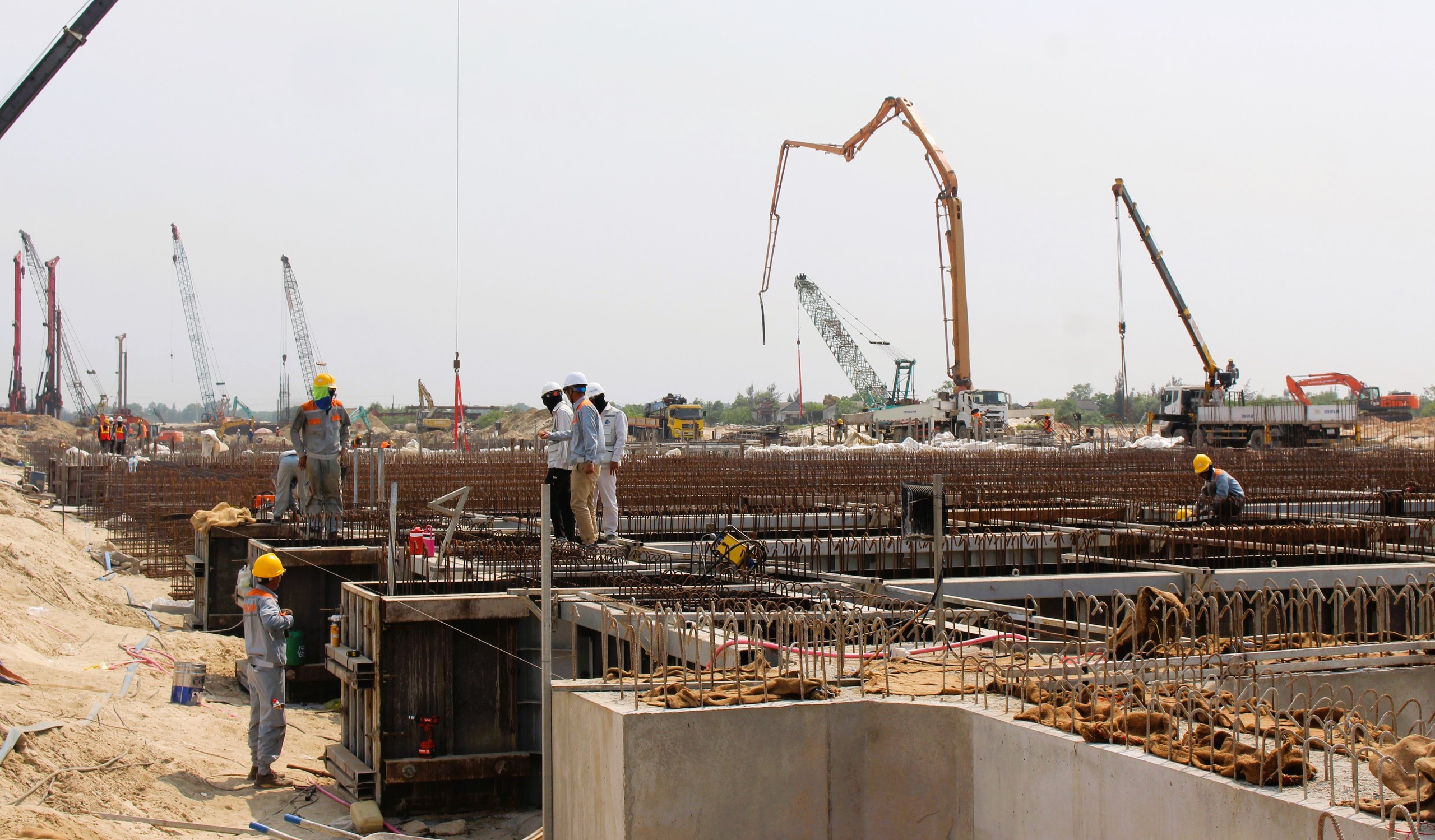 Dự &aacute;n khu bến cảng hơn 14.000 tỷ ở Quảng Trị ra sao sau hơn 1 năm thi c&ocirc;ng?- Ảnh 2.