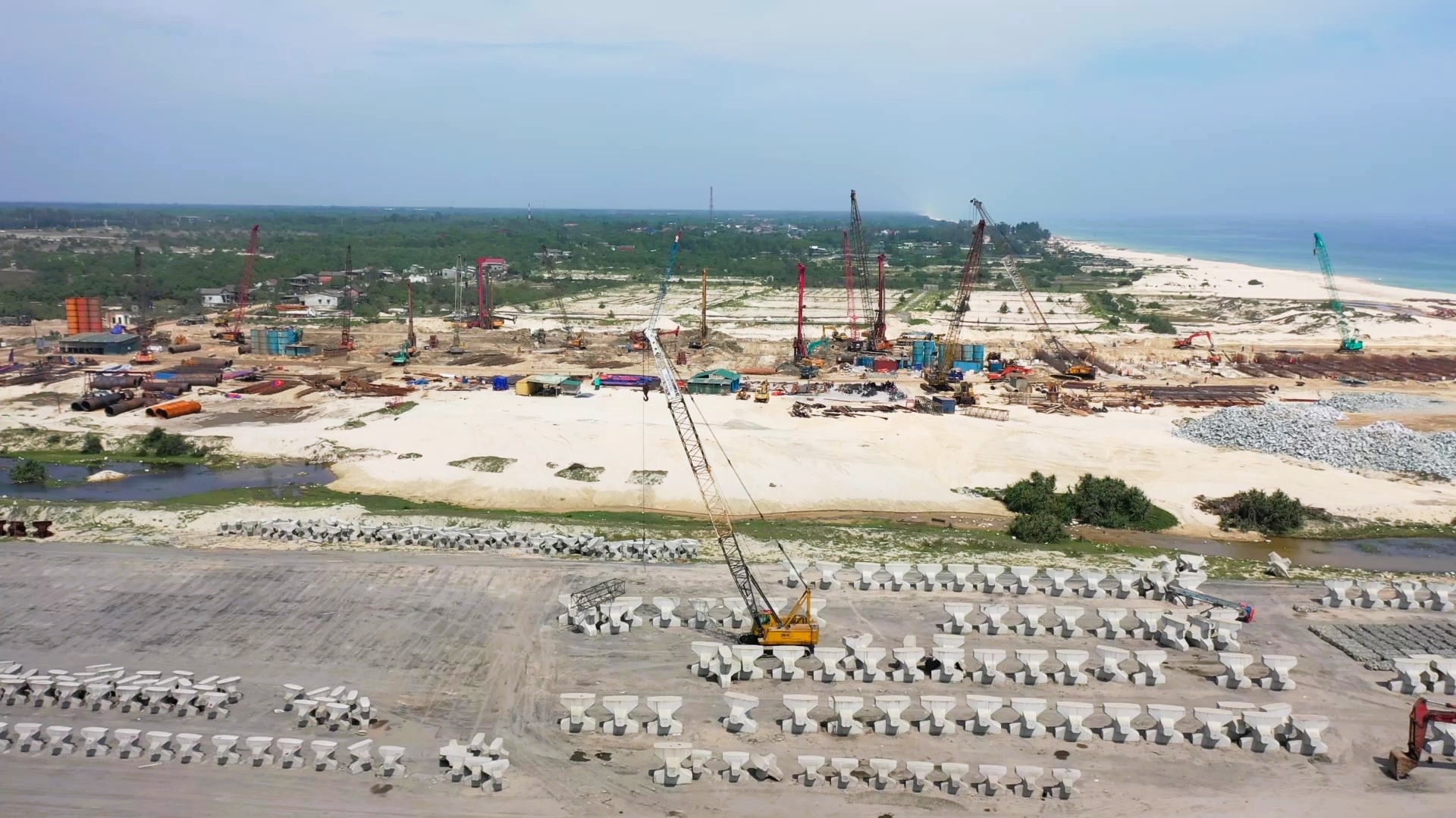 Dự &aacute;n khu bến cảng hơn 14.000 tỷ ở Quảng Trị ra sao sau hơn 1 năm thi c&ocirc;ng?- Ảnh 5.