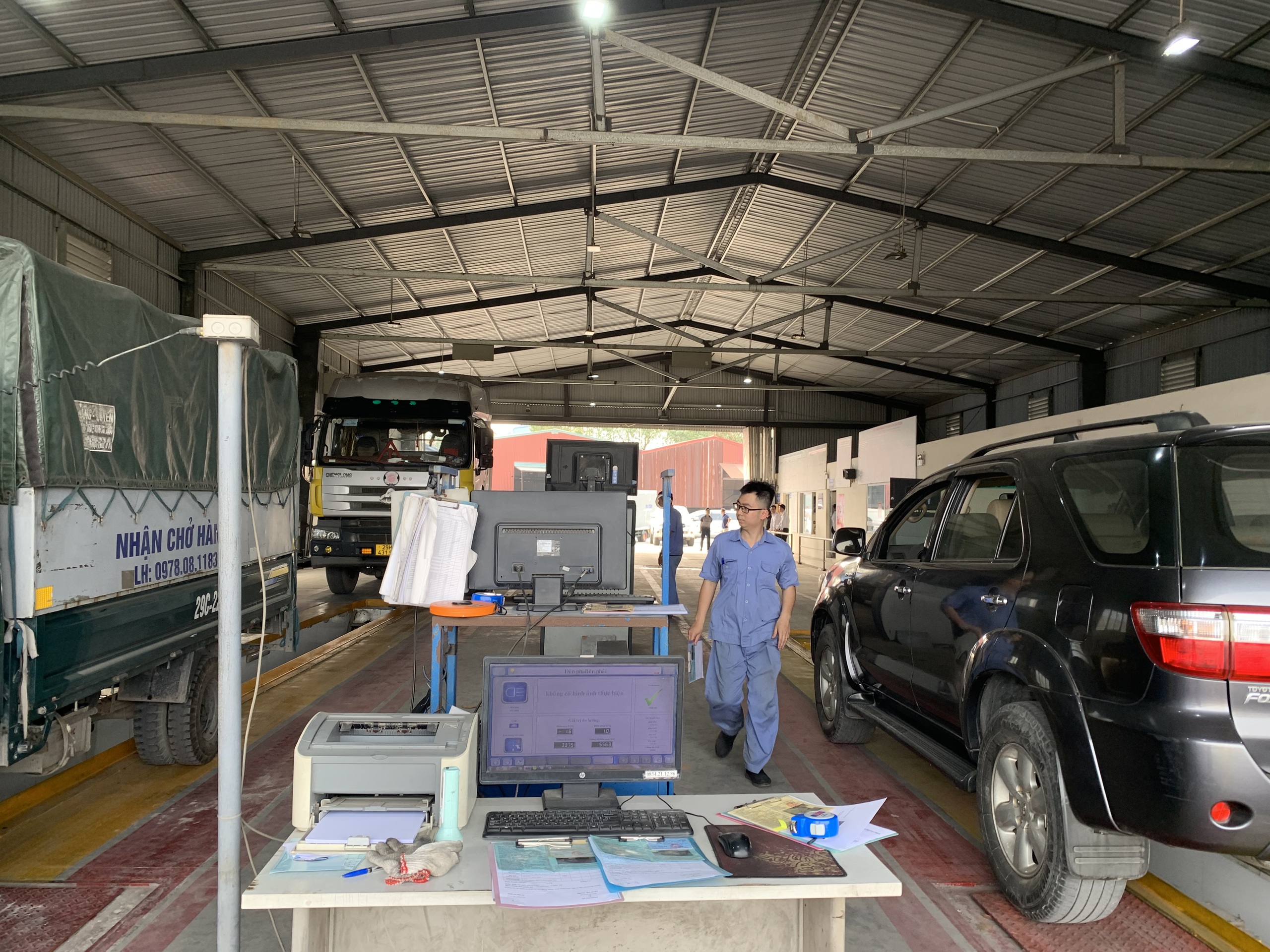 Các lỗi phổ biến khiến ô tô bị từ chối đăng kiểm- Ảnh 2. Các lỗi phổ biến khiến ô tô bị từ chối đăng kiểm- Ảnh 2.