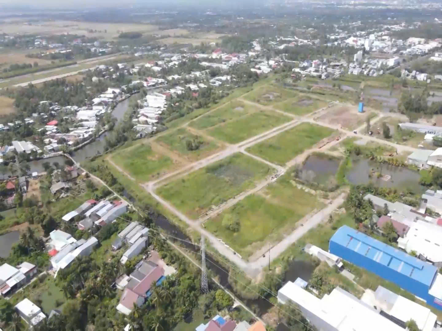 C&agrave; Mau: Khu d&acirc;n cư Thạnh Ph&uacute;, 21 năm thi c&ocirc;ng được c&aacute;i... trụ sở c&ocirc;ng ty- Ảnh 1.