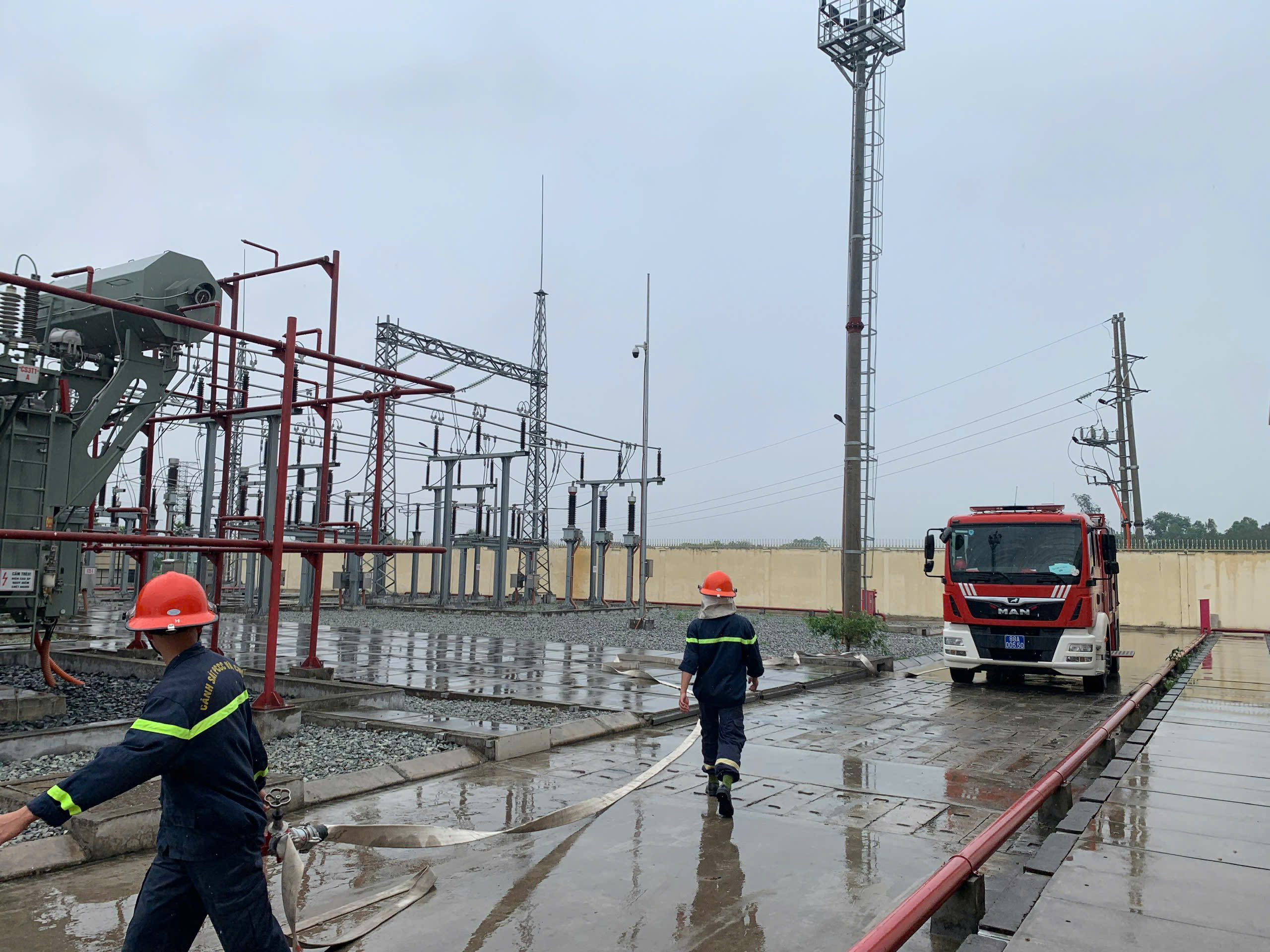 Vĩnh Ph&uacute;c đ&oacute;ng điện th&agrave;nh c&ocirc;ng dự &aacute;n lắp đặt MBA T2 trạm 110kV Tam Dương- Ảnh 1.