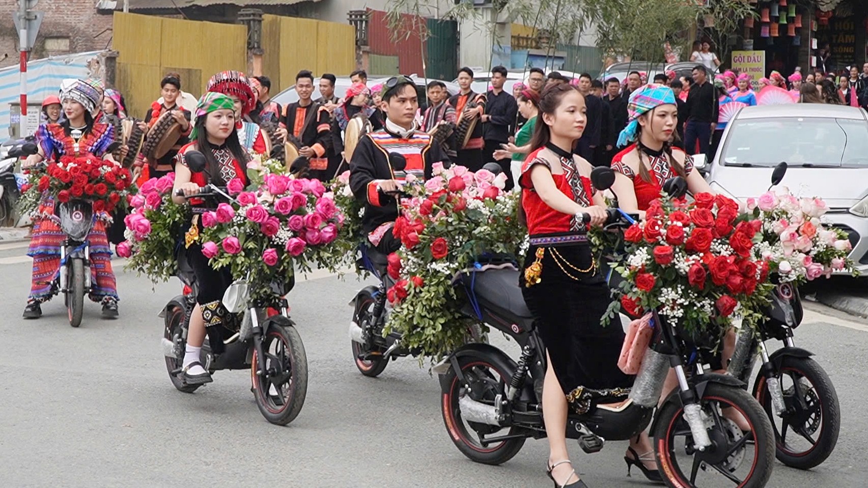 Kh&aacute;ch sạn, homestay c&aacute;c khu du lịch tại Y&ecirc;n B&aacute;i, L&agrave;o Cai "ch&aacute;y ph&ograve;ng" dịp lễ 30/4- Ảnh 6.