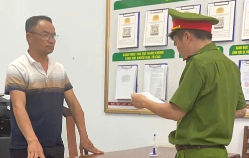 Khởi tố đối tượng d&ugrave;ng chất độc xyanua khai th&aacute;c v&agrave;ng tr&aacute;i ph&eacute;p- Ảnh 1.