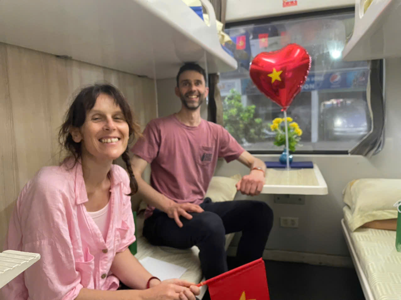 Khởi h&agrave;nh chuyến t&agrave;u đặc biệt ch&agrave;o mừng ng&agrave;y đất nước ho&agrave;n to&agrave;n giải ph&oacute;ng- Ảnh 7.