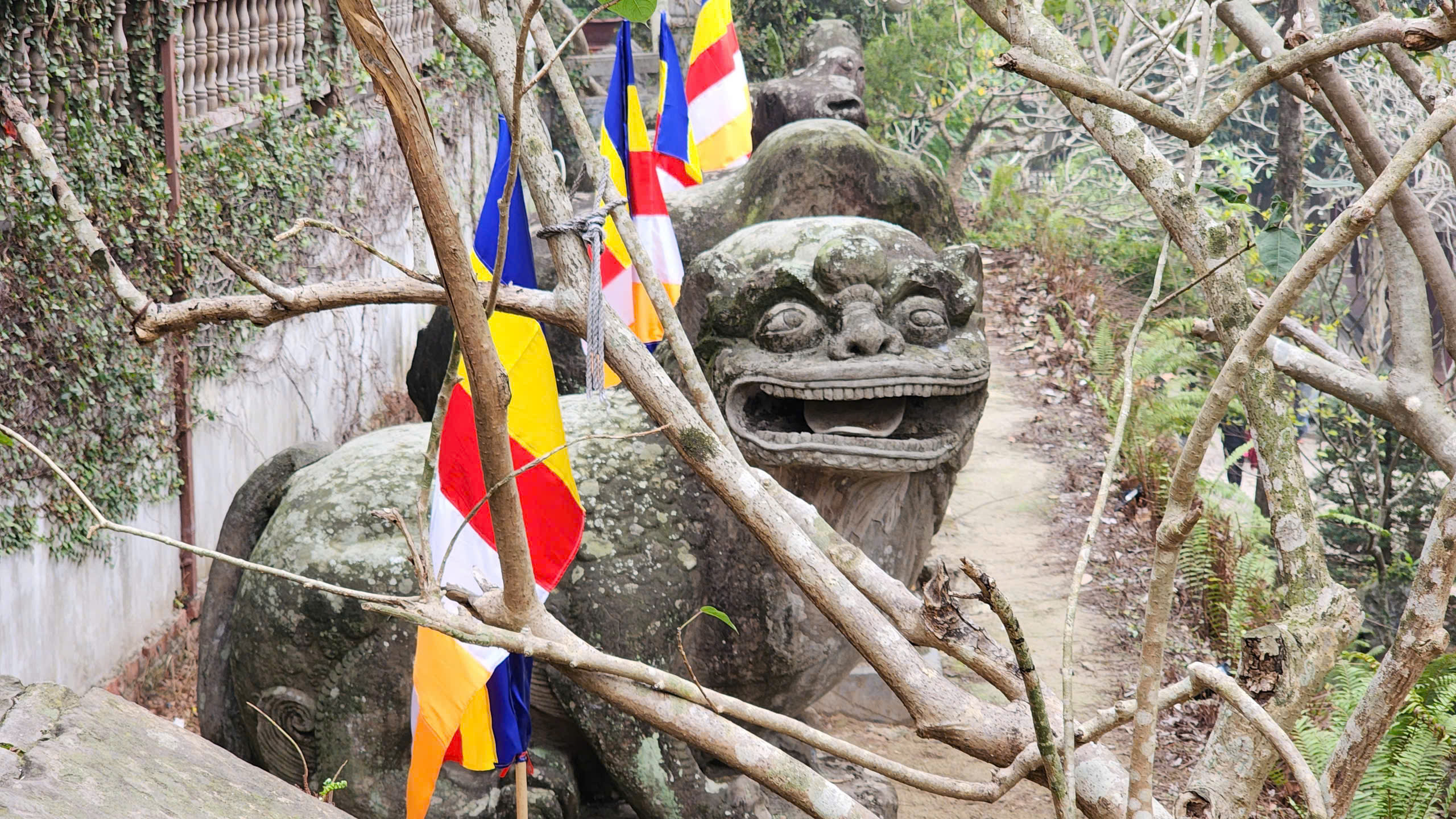 Chi&ecirc;m ngưỡng hai bảo vật quốc gia trong ng&ocirc;i ch&ugrave;a ngh&igrave;n năm ở Bắc Ninh- Ảnh 21.