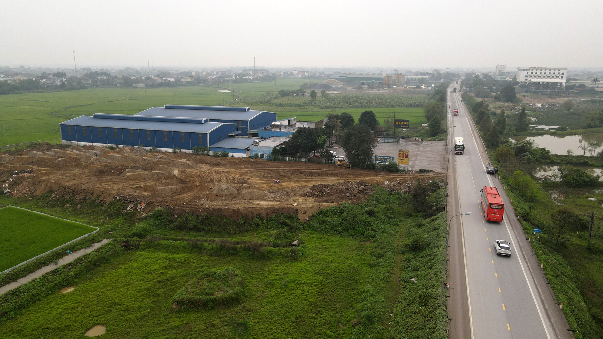 H&agrave;nh lang tuyến tr&aacute;nh Vinh bị trạm trộn, nh&agrave; xưởng "gặm nhấm" bởi điểm đấu nối kh&ocirc;ng ph&eacute;p- Ảnh 9.