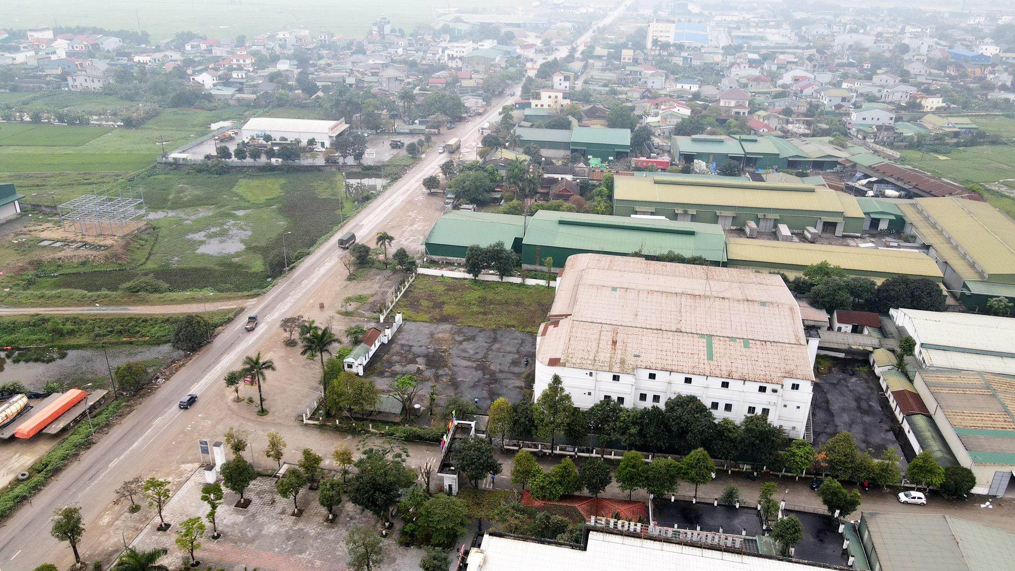 H&agrave;nh lang tuyến tr&aacute;nh Vinh bị trạm trộn, nh&agrave; xưởng "gặm nhấm" bởi điểm đấu nối kh&ocirc;ng ph&eacute;p- Ảnh 6.