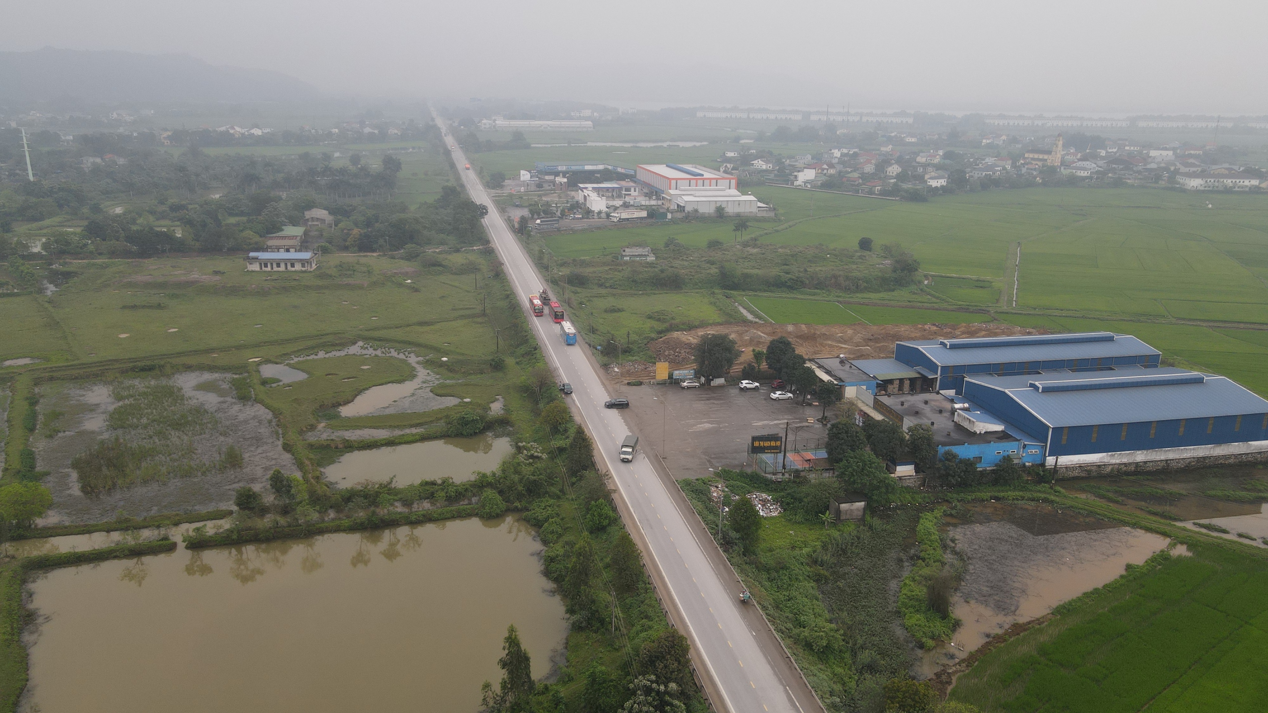 H&agrave;nh lang tuyến tr&aacute;nh Vinh bị trạm trộn, nh&agrave; xưởng "gặm nhấm" bởi điểm đấu nối kh&ocirc;ng ph&eacute;p- Ảnh 10.
