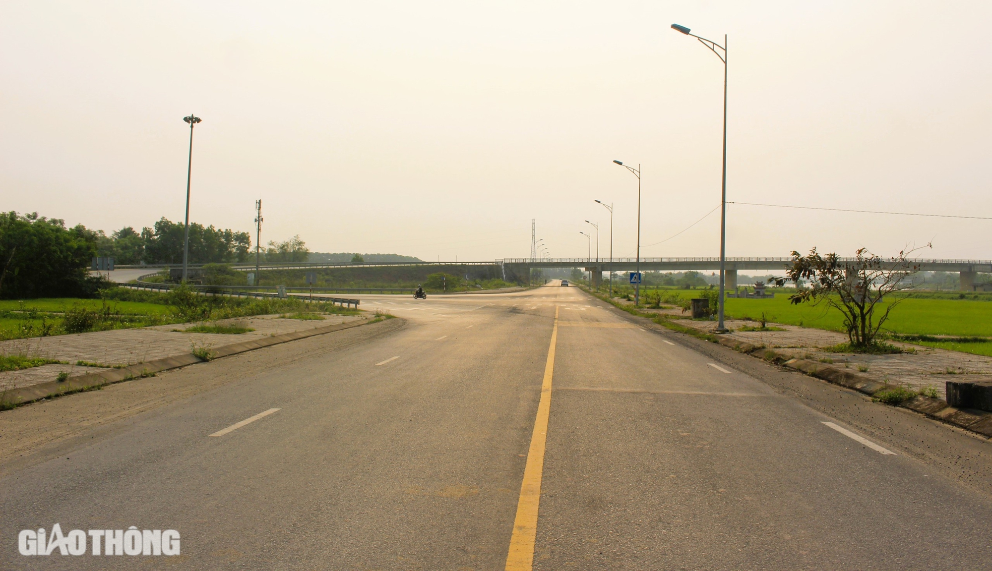 TP Đông Hà: Đẩy nhanh giải phóng mặt bằng còn lại dự án đường tránh phía Đông- Ảnh 3. TP Đông Hà: Đẩy nhanh giải phóng mặt bằng còn lại dự án đường tránh phía Đông- Ảnh 3.