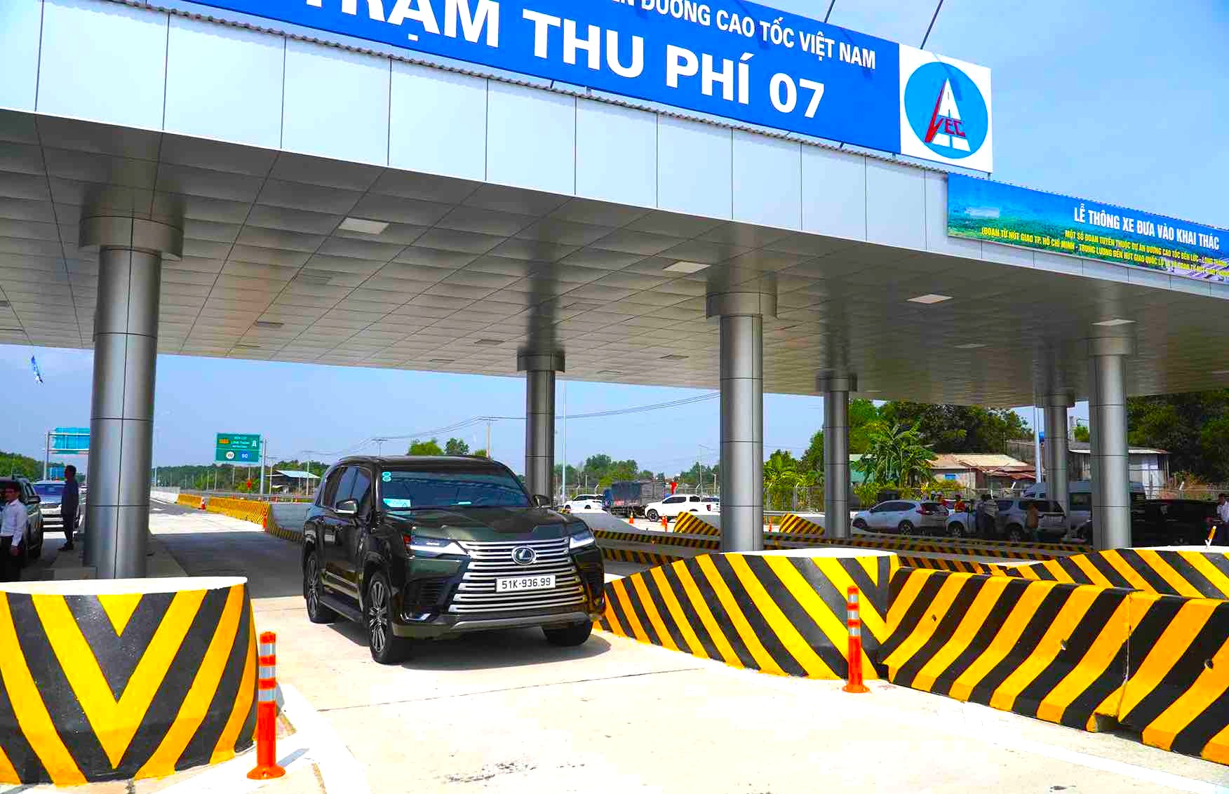 Ban h&agrave;nh mức thu ph&iacute; cao tốc Bến Lức - Long Th&agrave;nh- Ảnh 1.