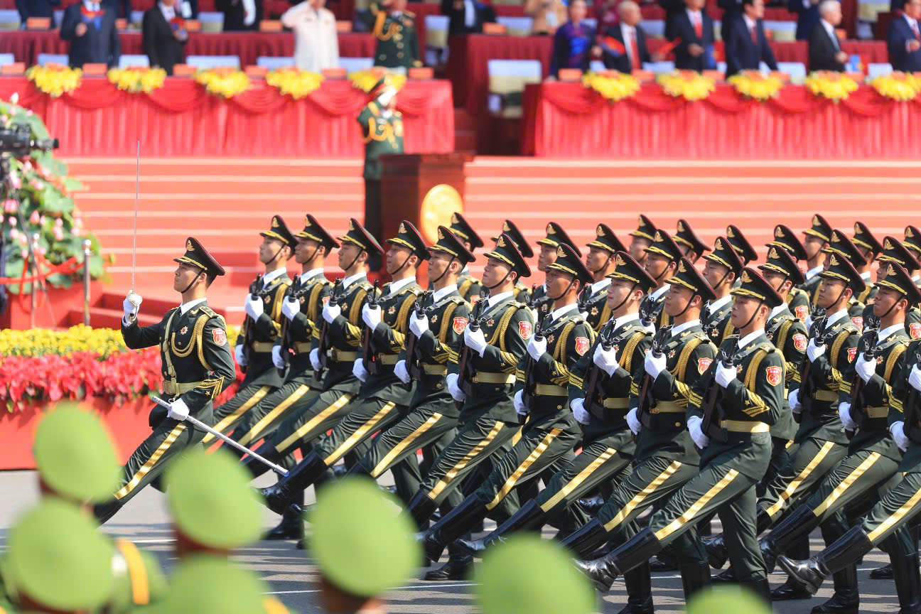 Những hình ảnh ấn tượng tại Lễ kỷ niệm 50 năm Giải phóng miền Nam, thống nhất đất nước- Ảnh 15. Những hình ảnh ấn tượng tại Lễ kỷ niệm 50 năm Giải phóng miền Nam, thống nhất đất nước- Ảnh 15.