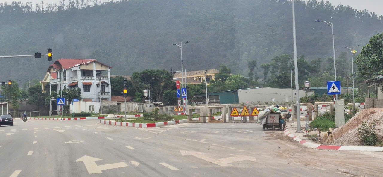 Thông xe cầu dây văng gần 1.500 tỷ đồng, nối Bắc Giang và Hải Dương- Ảnh 8. Thông xe cầu dây văng gần 1.500 tỷ đồng, nối Bắc Giang và Hải Dương- Ảnh 8.