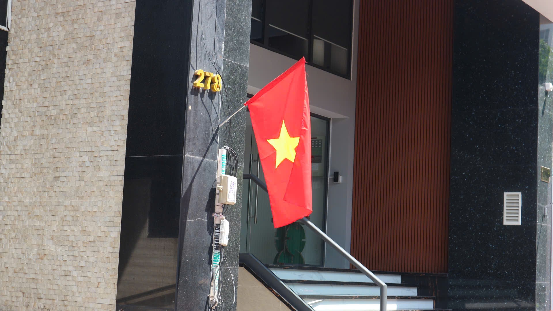 TP.HCM rợp cờ hoa, rộn r&agrave;ng hoạt động tưởng nhớ Vua H&ugrave;ng- Ảnh 13.