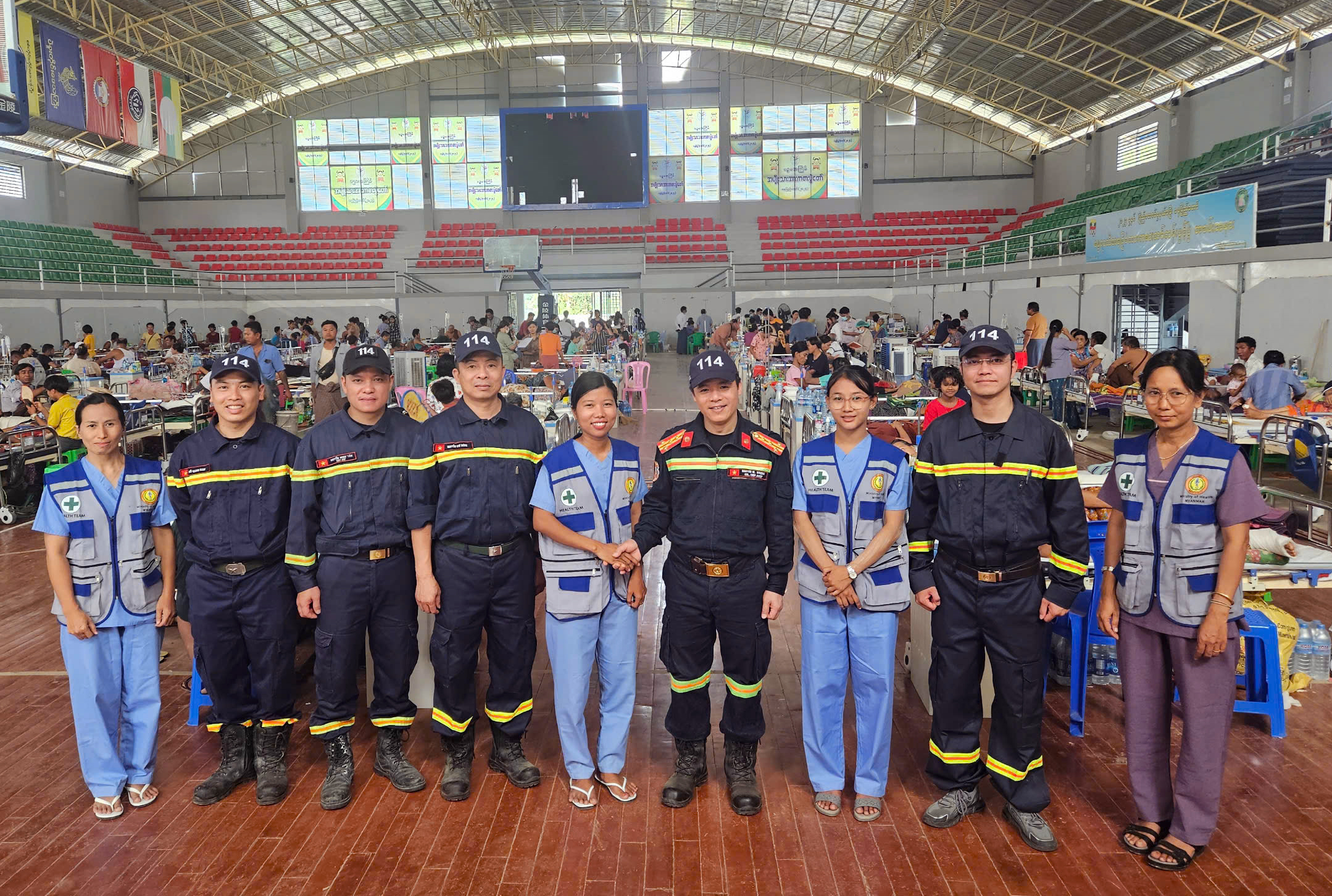 Đo&agrave;n cứu hộ Việt Nam kết th&uacute;c nhiệm vụ tại Myanmar, chuẩn bị về nước- Ảnh 2.