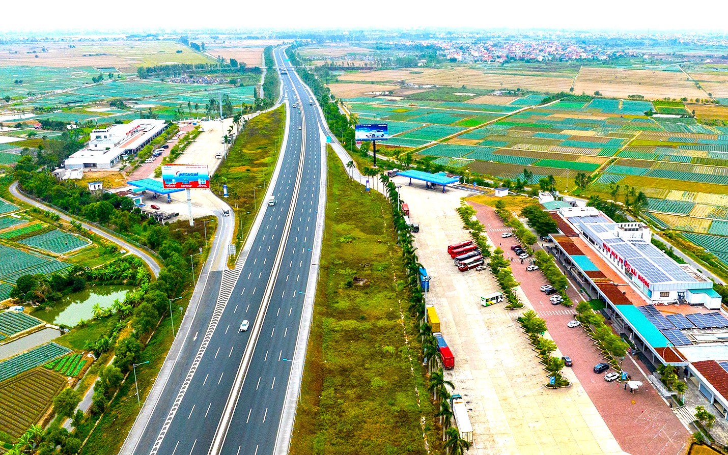 Chọn xong nh&agrave; đầu tư trạm dừng nghỉ tr&ecirc;n cao tốc Quảng Ng&atilde;i - Ho&agrave;i Nhơn