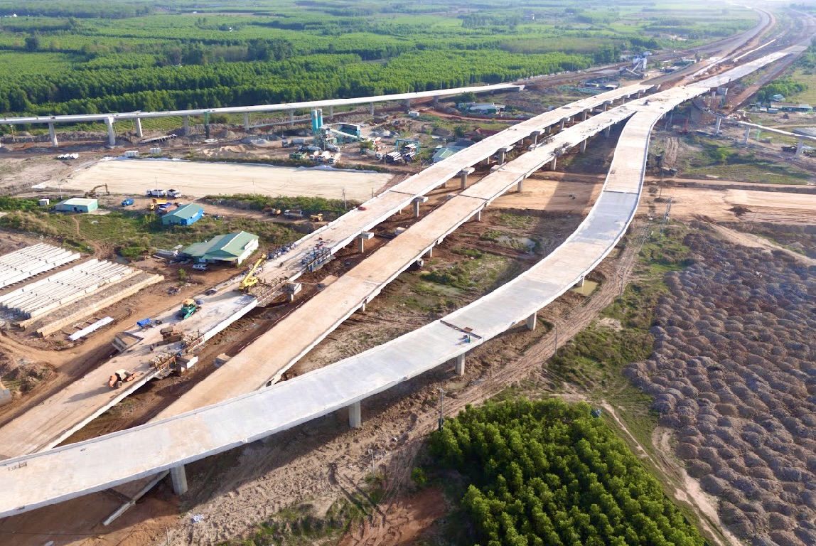 Đổ mồ h&ocirc;i mở đường v&agrave;o si&ecirc;u s&acirc;n bay Long Th&agrave;nh- Ảnh 7.