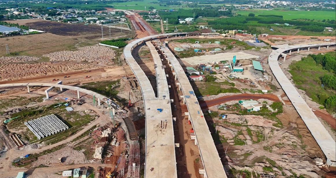 Đổ mồ h&ocirc;i mở đường v&agrave;o si&ecirc;u s&acirc;n bay Long Th&agrave;nh- Ảnh 11.