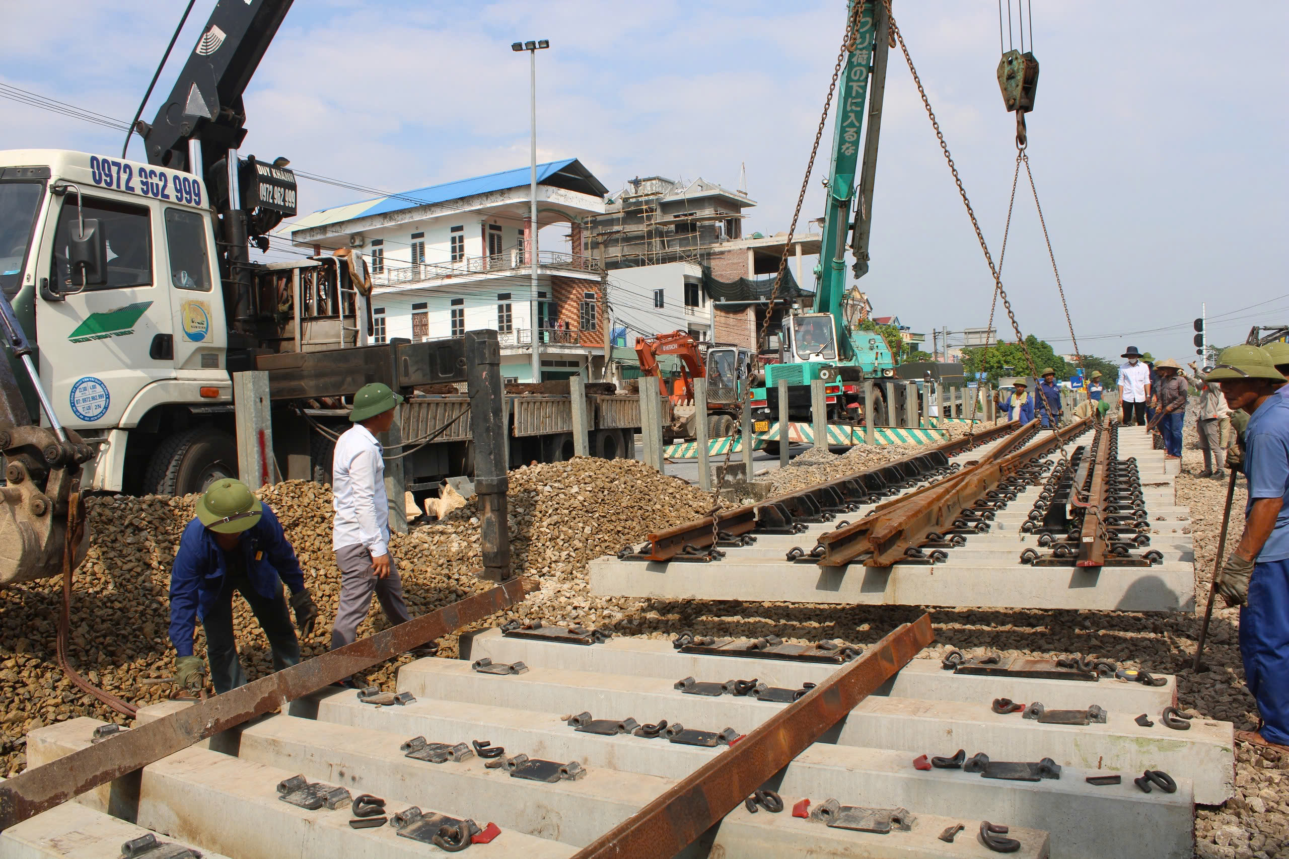 Tạo "đ&ograve;n bẩy" n&acirc;ng tỷ lệ nội địa ho&aacute; đường sắt- Ảnh 1.