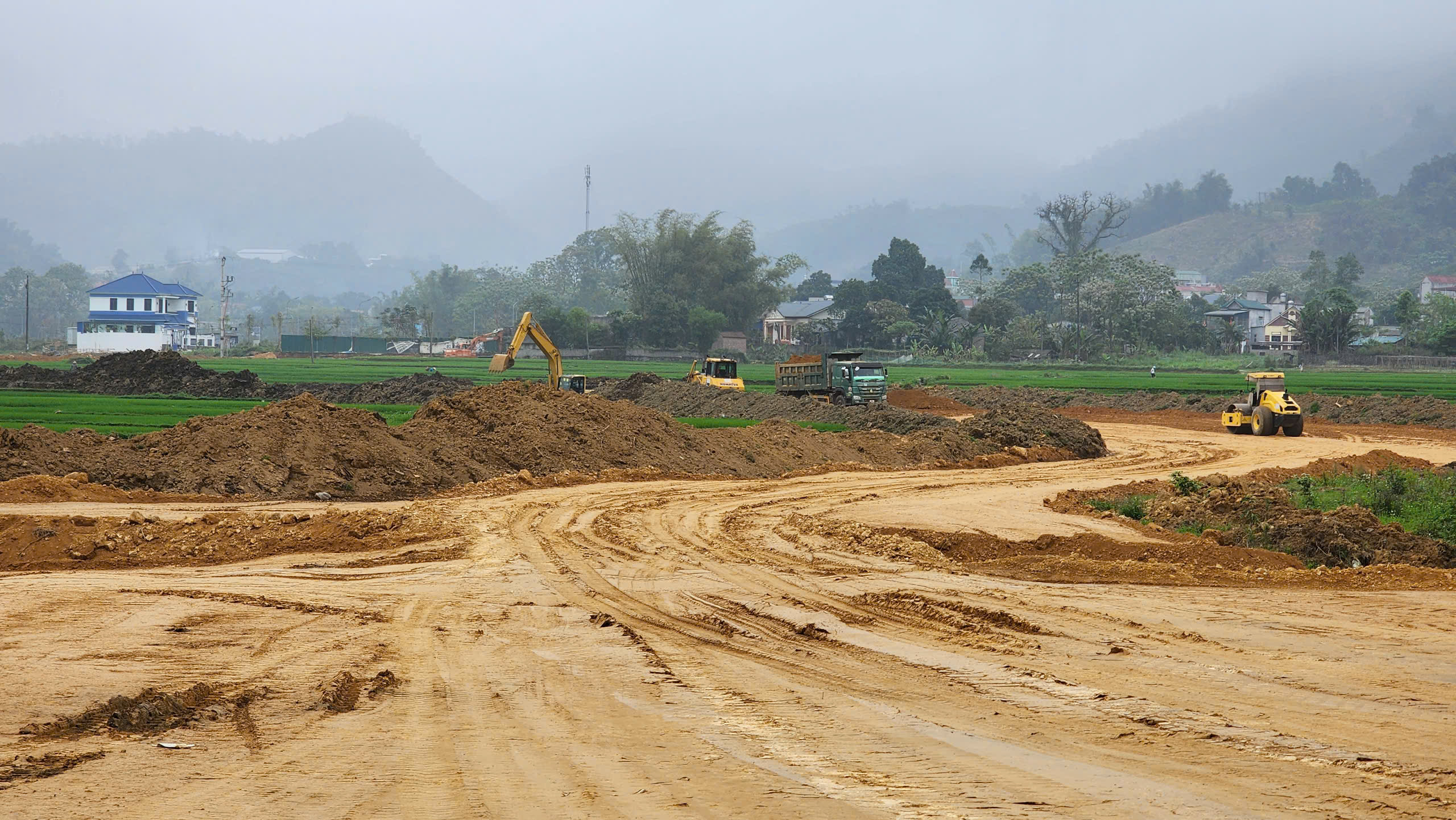 Cao tốc Hòa Bình - Mộc Châu hiện thi công ra sao?- Ảnh 21. Cao tốc Hòa Bình - Mộc Châu hiện thi công ra sao?- Ảnh 21.