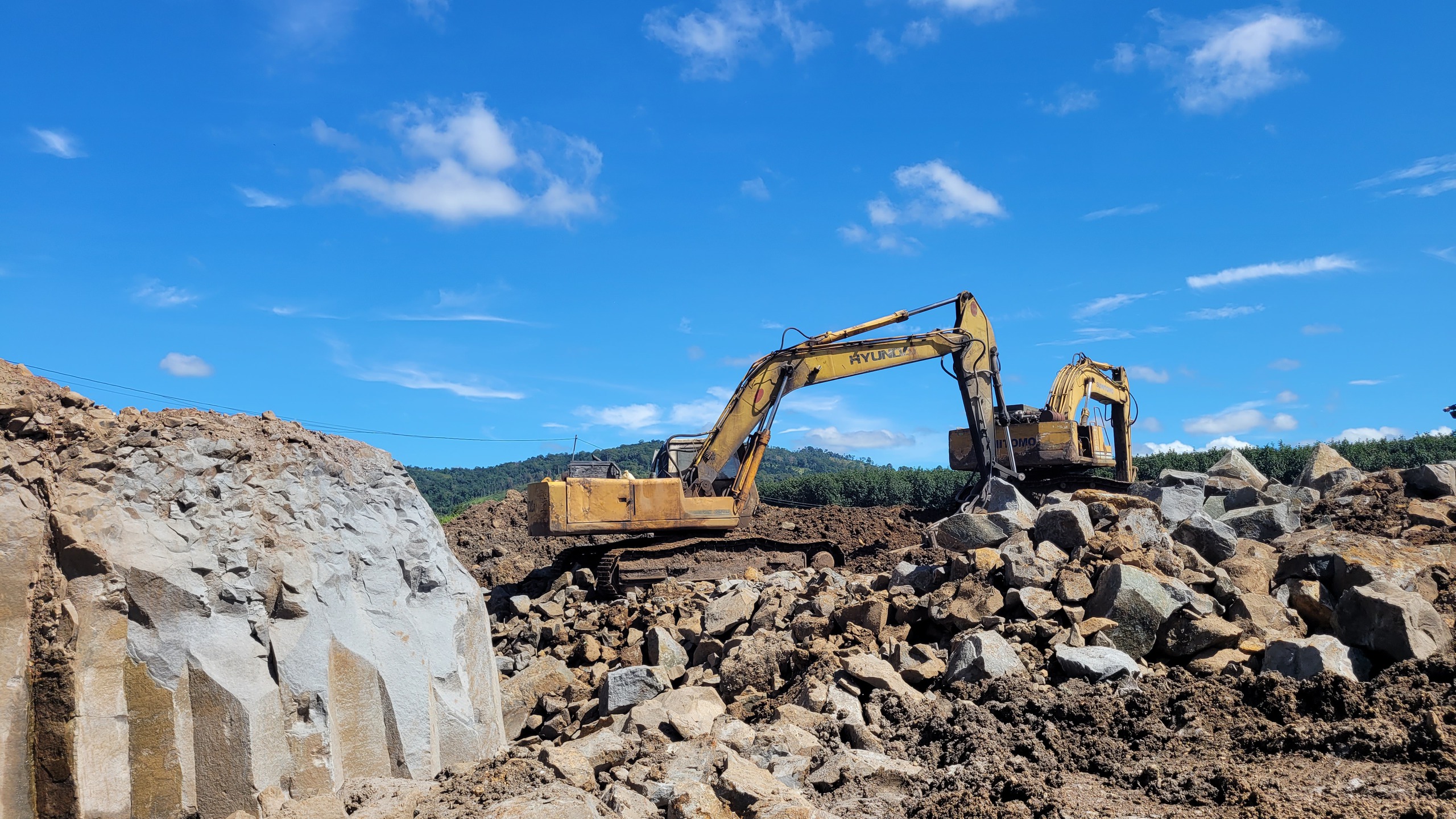 Gia Lai r&agrave; so&aacute;t mỏ vật liệu phục vụ "đại c&ocirc;ng trường" cao tốc Quy Nhơn - Pleiku- Ảnh 2.