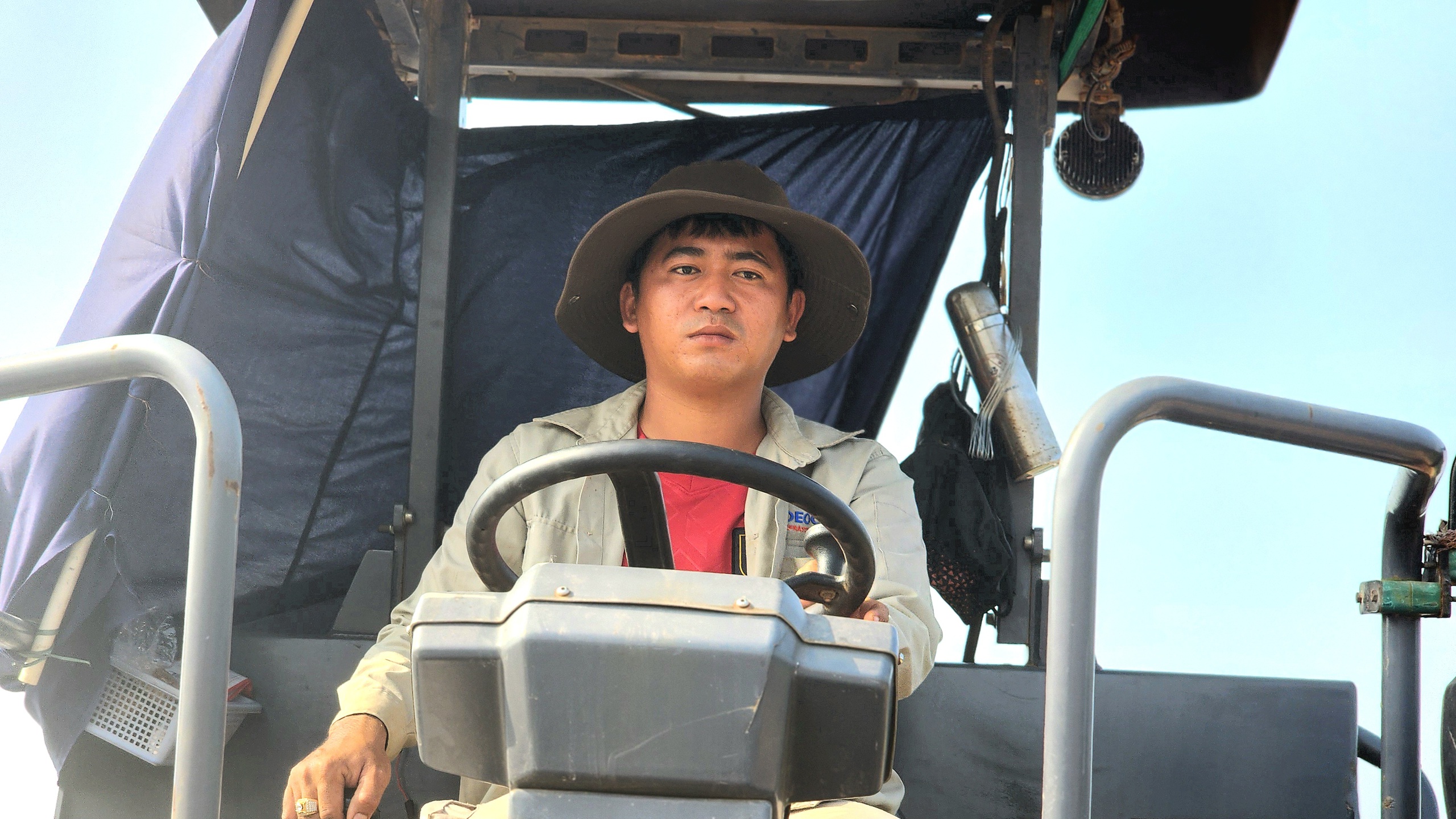 Hối hả thi c&ocirc;ng cao tốc 20 ngh&igrave;n tỷ nối Quảng Ng&atilde;i với B&igrave;nh Định- Ảnh 13.