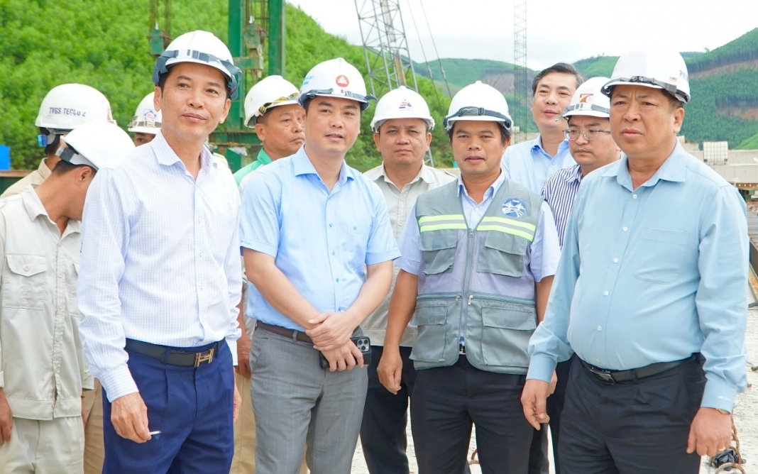 Đảm bảo tiến độ, an to&agrave;n khi thi c&ocirc;ng cao tốc Kh&aacute;nh H&ograve;a - Bu&ocirc;n Ma Thuột- Ảnh 1.
