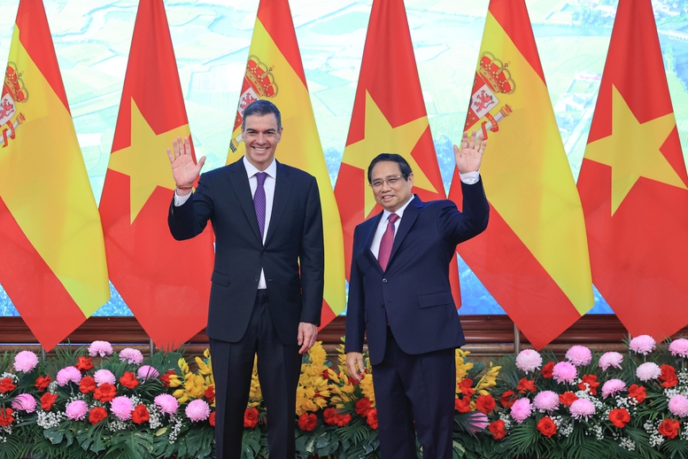 Thủ tướng Phạm Minh Ch&iacute;nh chủ tr&igrave; lễ đ&oacute;n Thủ tướng T&acirc;y Ban Nha lần đầu thăm Việt Nam- Ảnh 6.