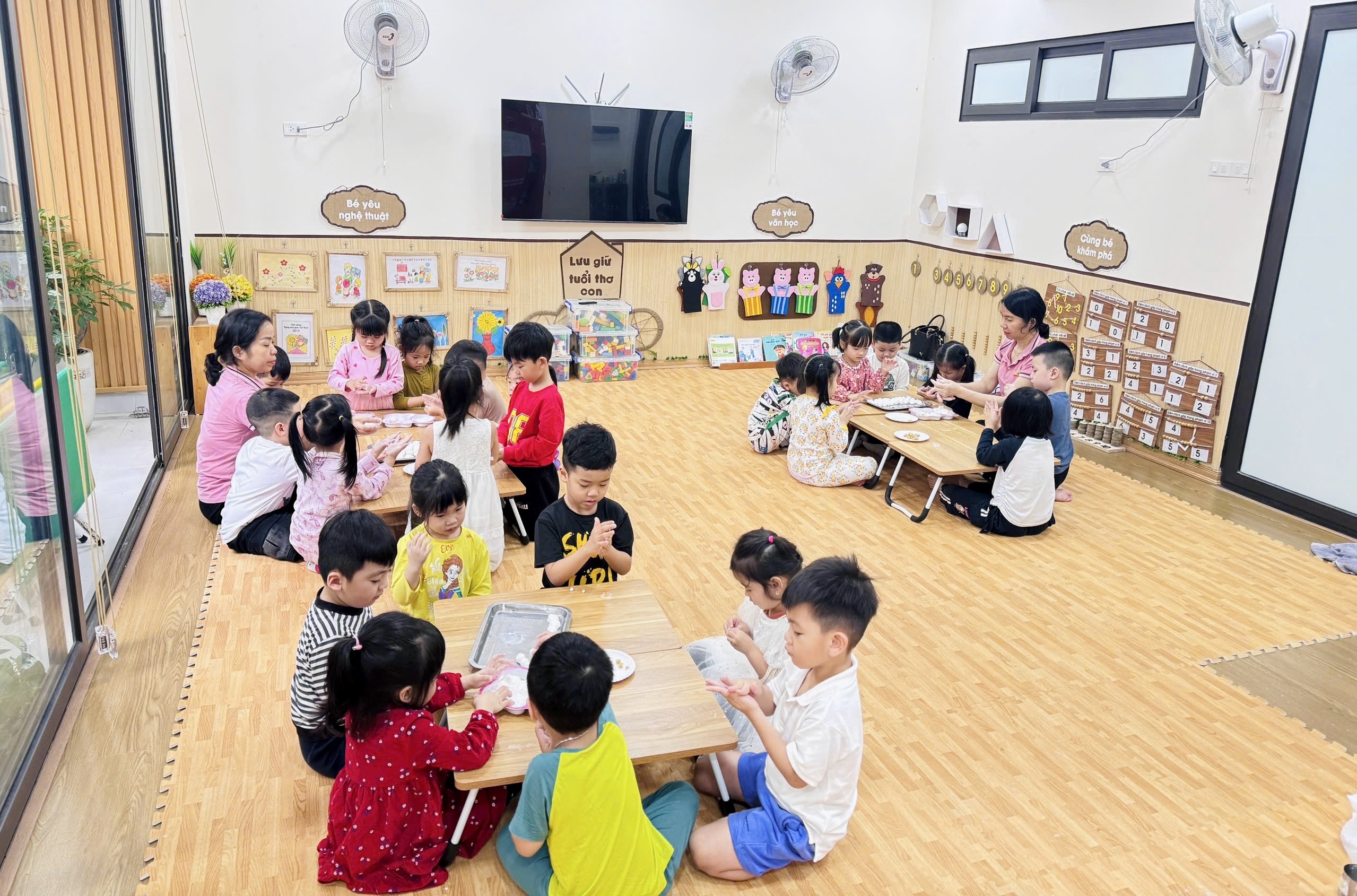 Đề xuất dành 91.000 tỷ đồng cho 100% trẻ mẫu giáo được đến trường- Ảnh 1. Đề xuất dành 91.000 tỷ đồng cho 100% trẻ mẫu giáo được đến trường- Ảnh 1.