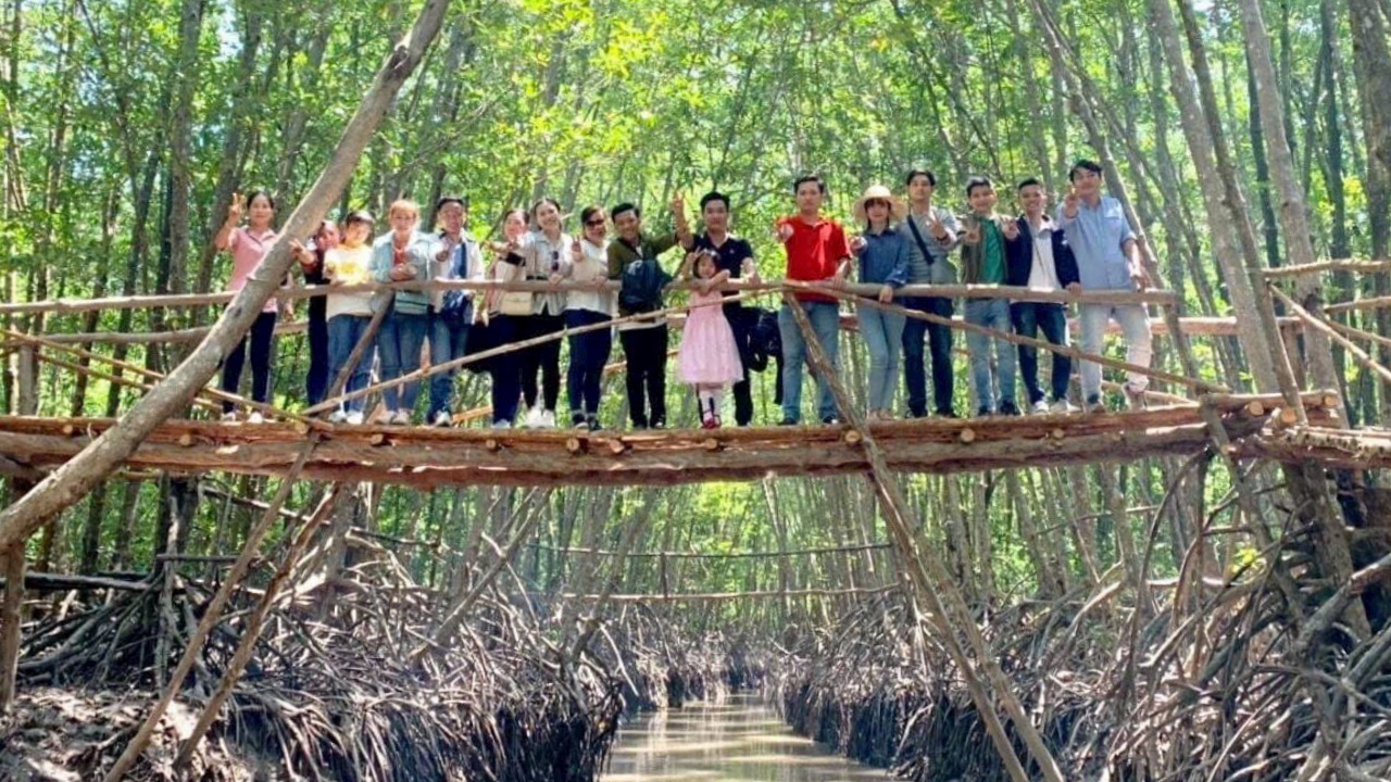 Đến C&agrave; Mau dạo quanh Đất Mũi dịp nghỉ lễ 30/4 - 1/5- Ảnh 5.