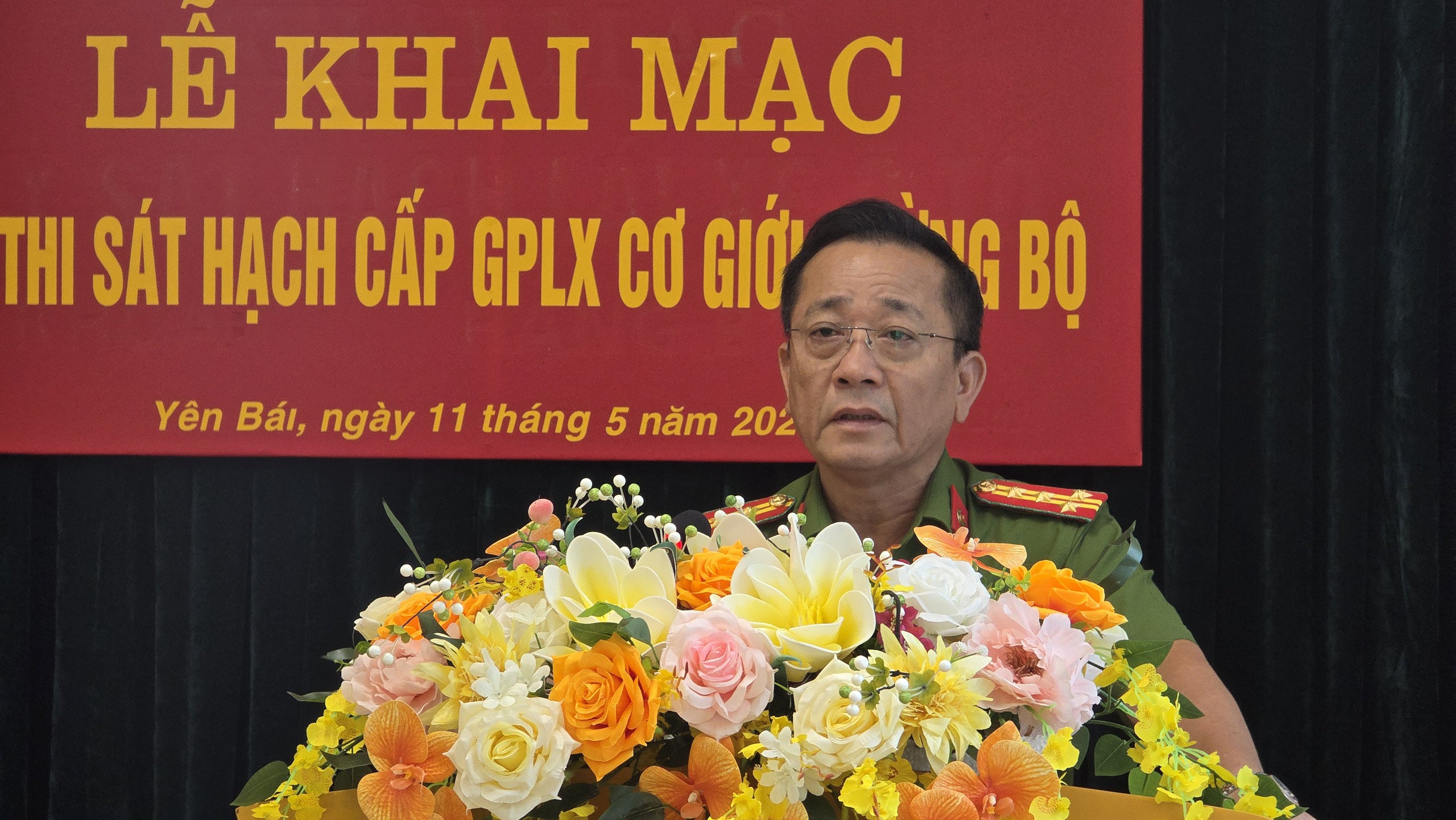 169 th&iacute; sinh dự kỳ thi s&aacute;t hạch GPLX đầu ti&ecirc;n do C&ocirc;ng an Y&ecirc;n B&aacute;i tổ chức- Ảnh 4.