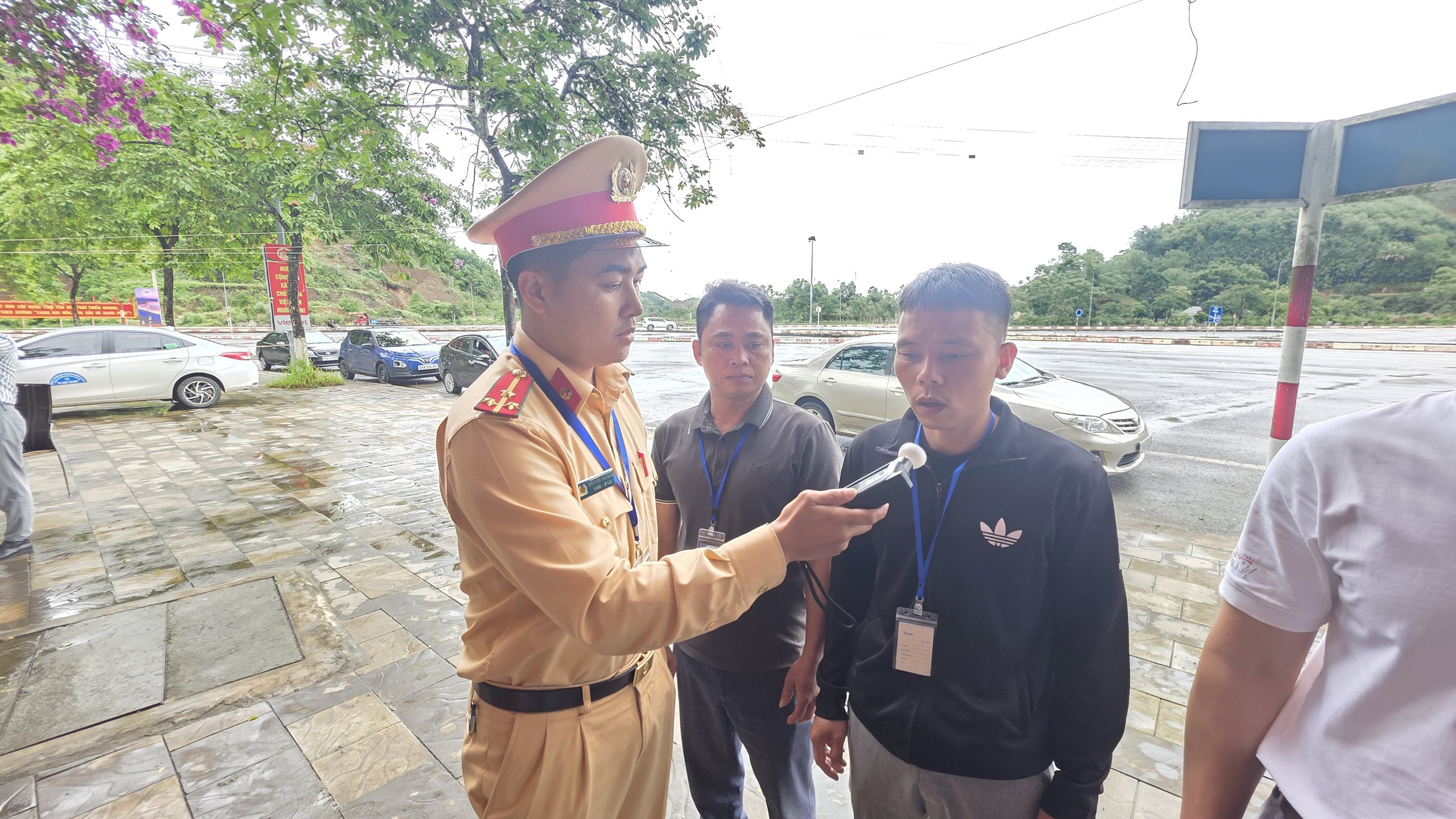 169 th&iacute; sinh dự kỳ thi s&aacute;t hạch GPLX đầu ti&ecirc;n do C&ocirc;ng an Y&ecirc;n B&aacute;i tổ chức- Ảnh 16.